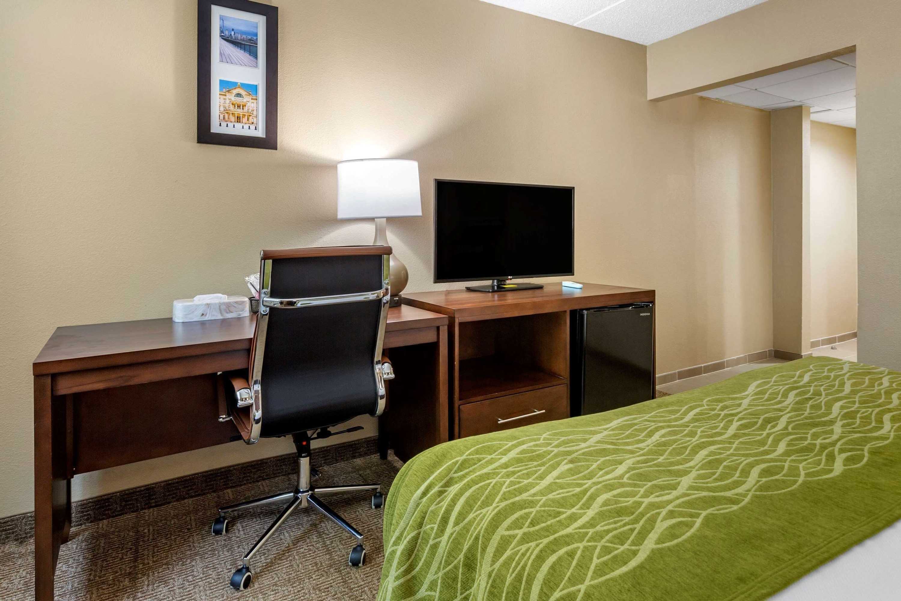 Gift card for Comfort Inn Edison - New Brunswick Gift card for Comfort Inn Edison - New Brunswick