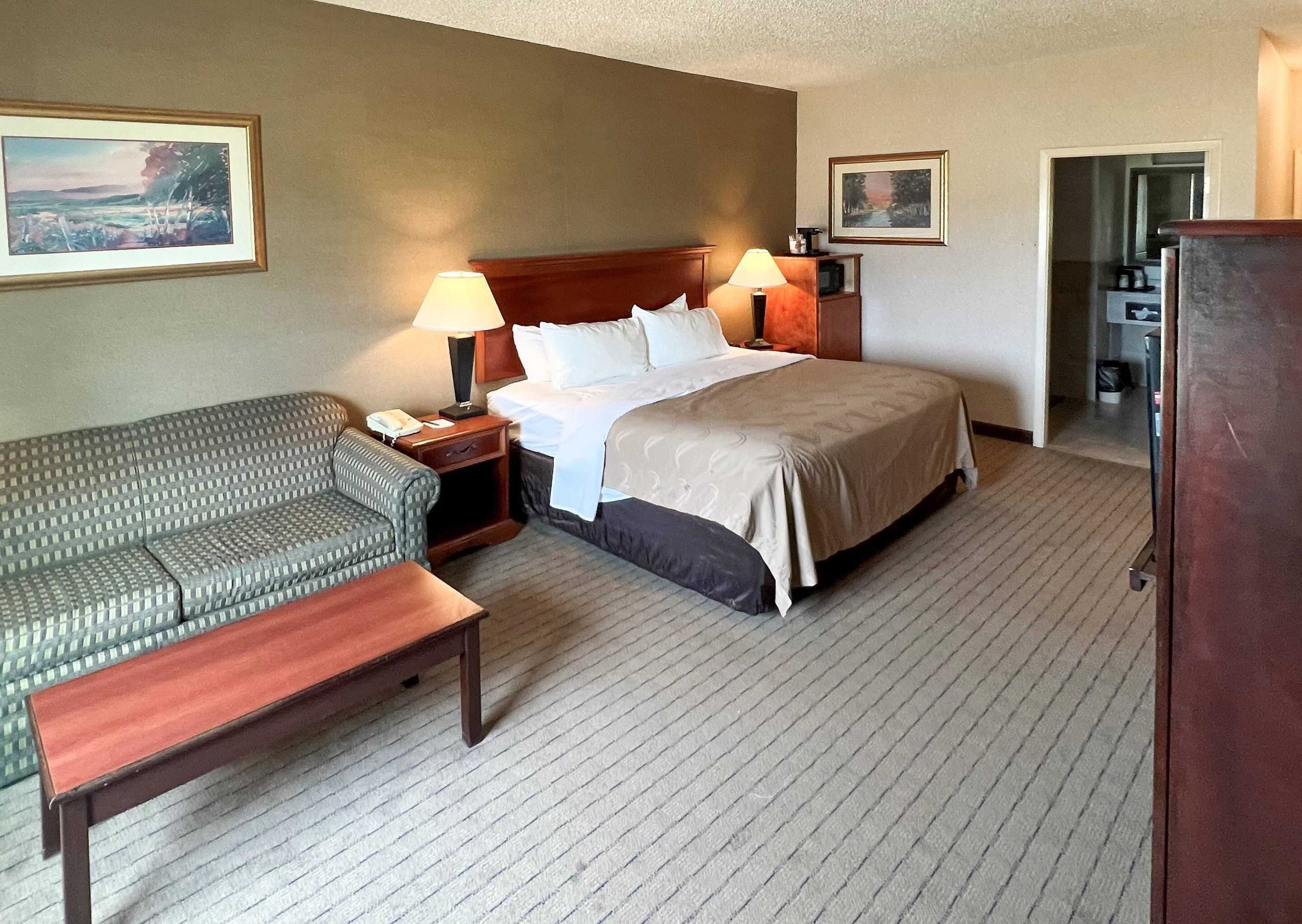 Gift card for Quality Inn & Suites Grants - I-40 Gift card for Quality Inn & Suites Grants - I-40