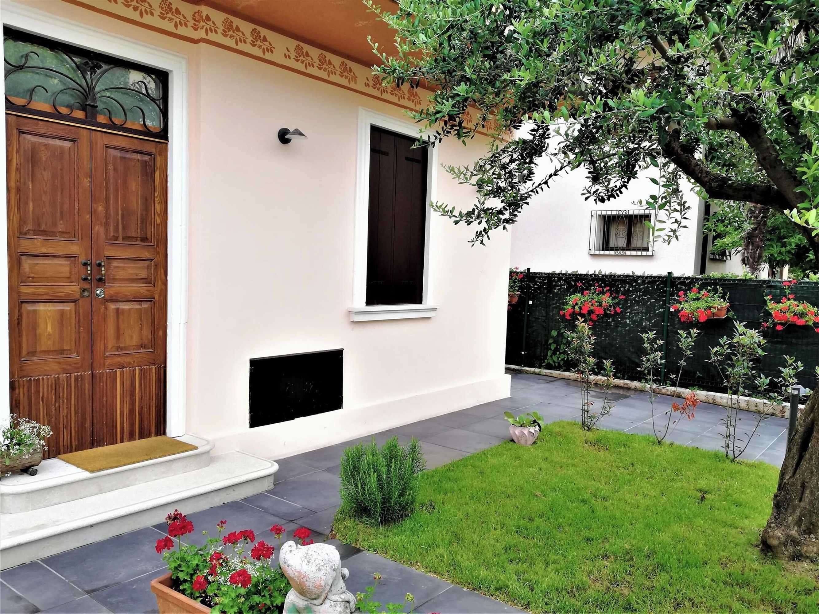 Gift card for Casa Belfiore Vicenza Martiri di Belfiore 23 Gift card for Casa Belfiore Vicenza Martiri di Belfiore 23