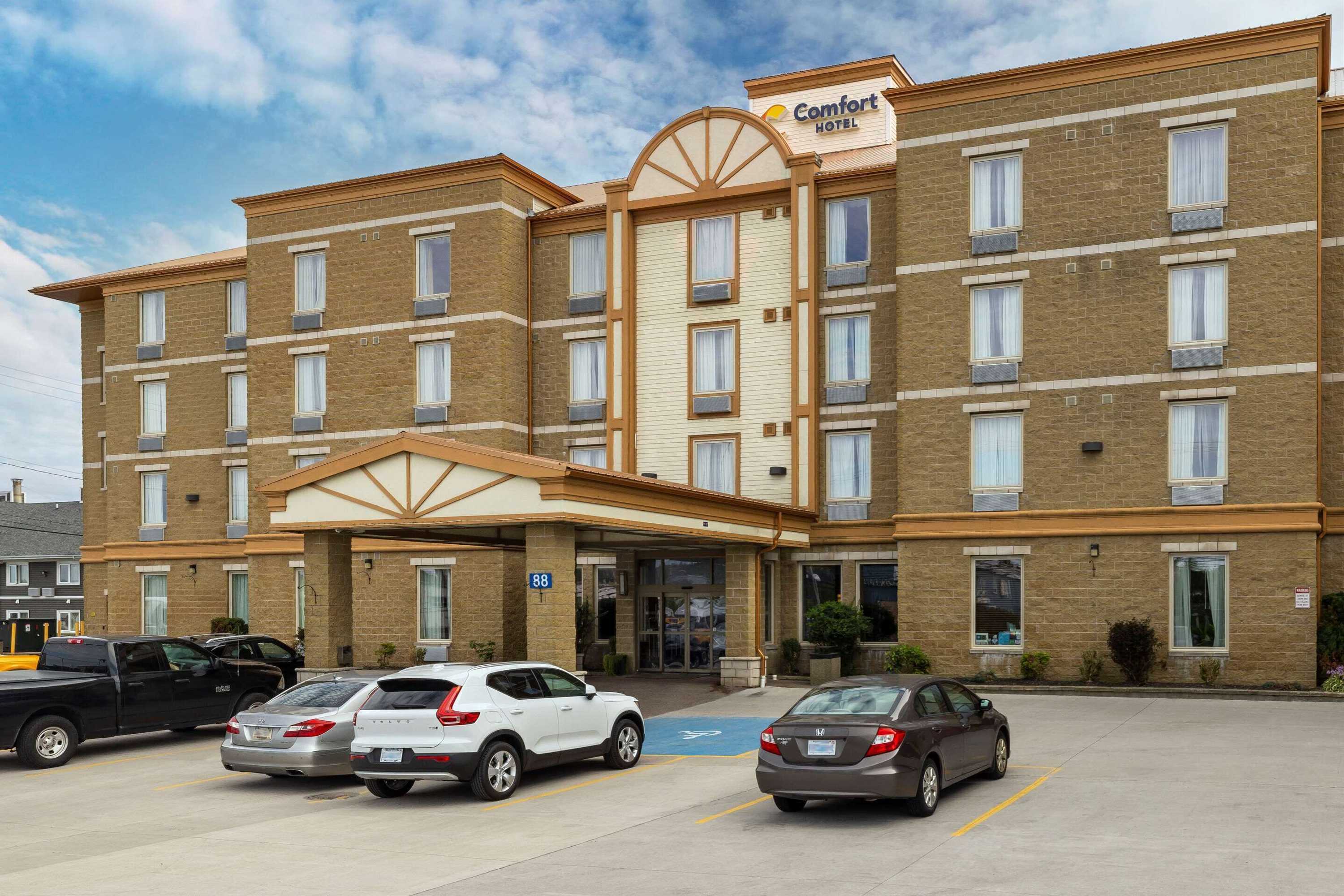 Gift card for Comfort Hotel Bayer's Lake Gift card for Comfort Hotel Bayer's Lake