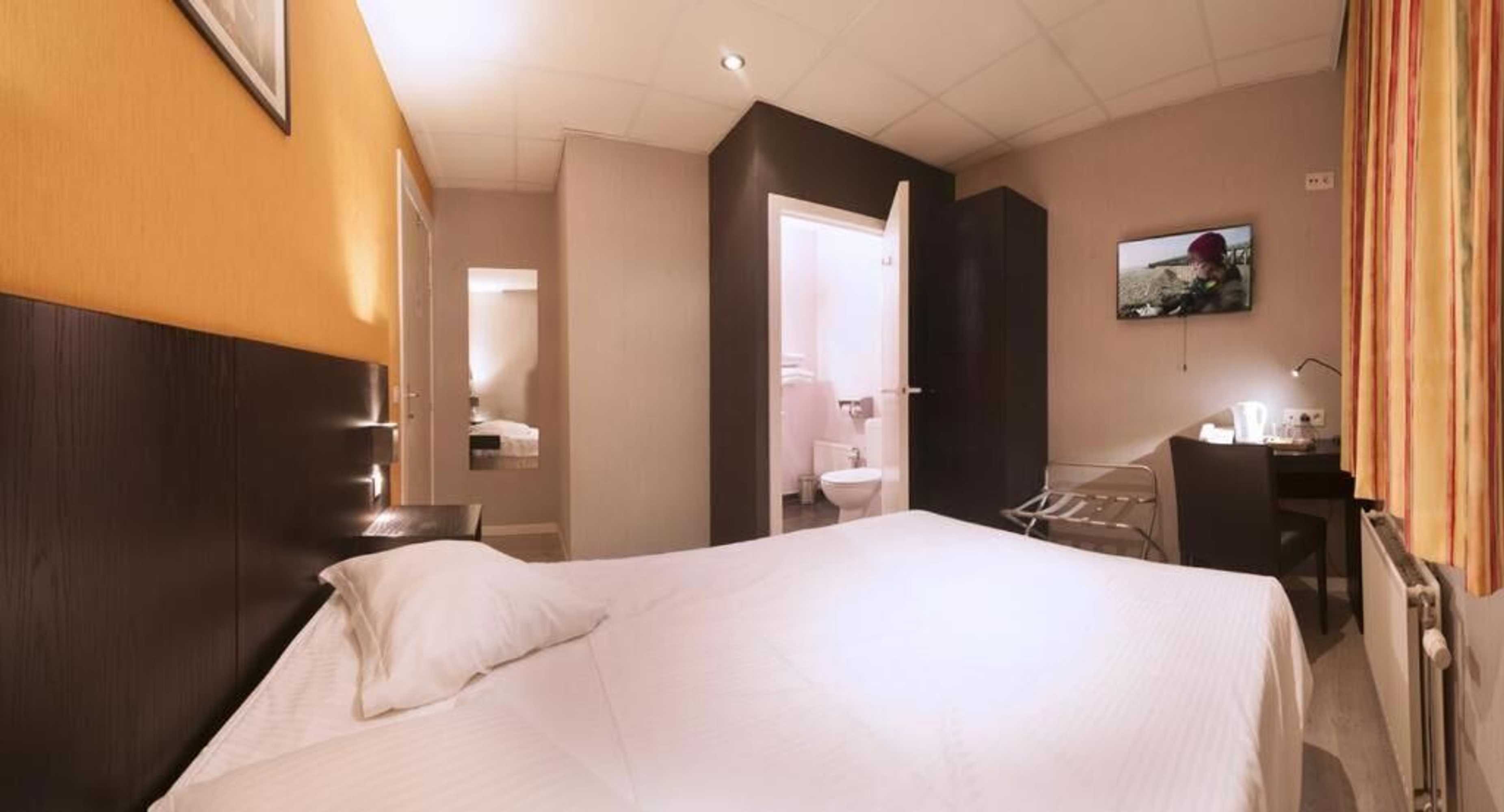 Gift card for Alpha Hotel