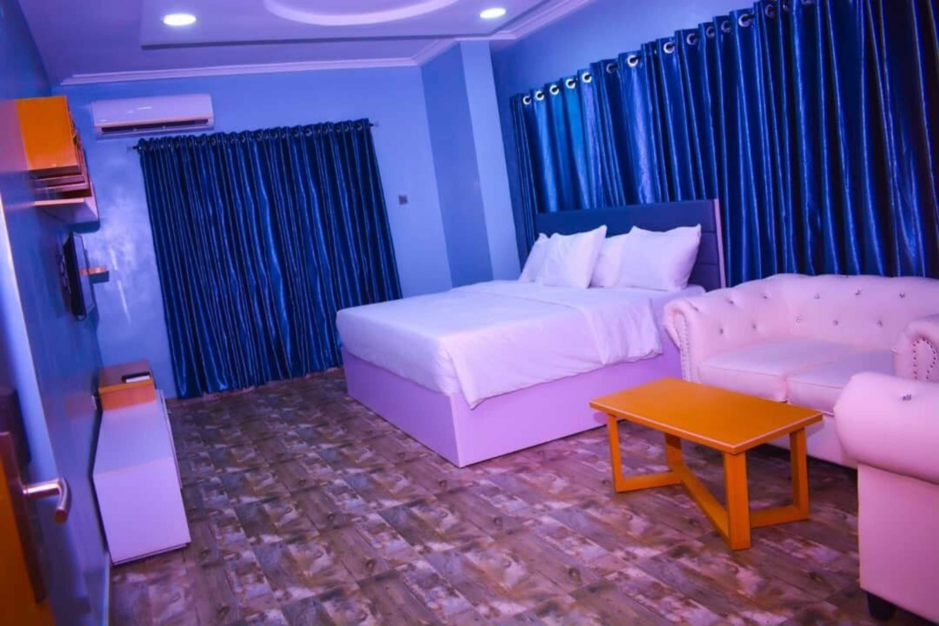 Gift card for Camas Hotel & Suite Asero Abeokuta Gift card for Camas Hotel & Suite Asero Abeokuta