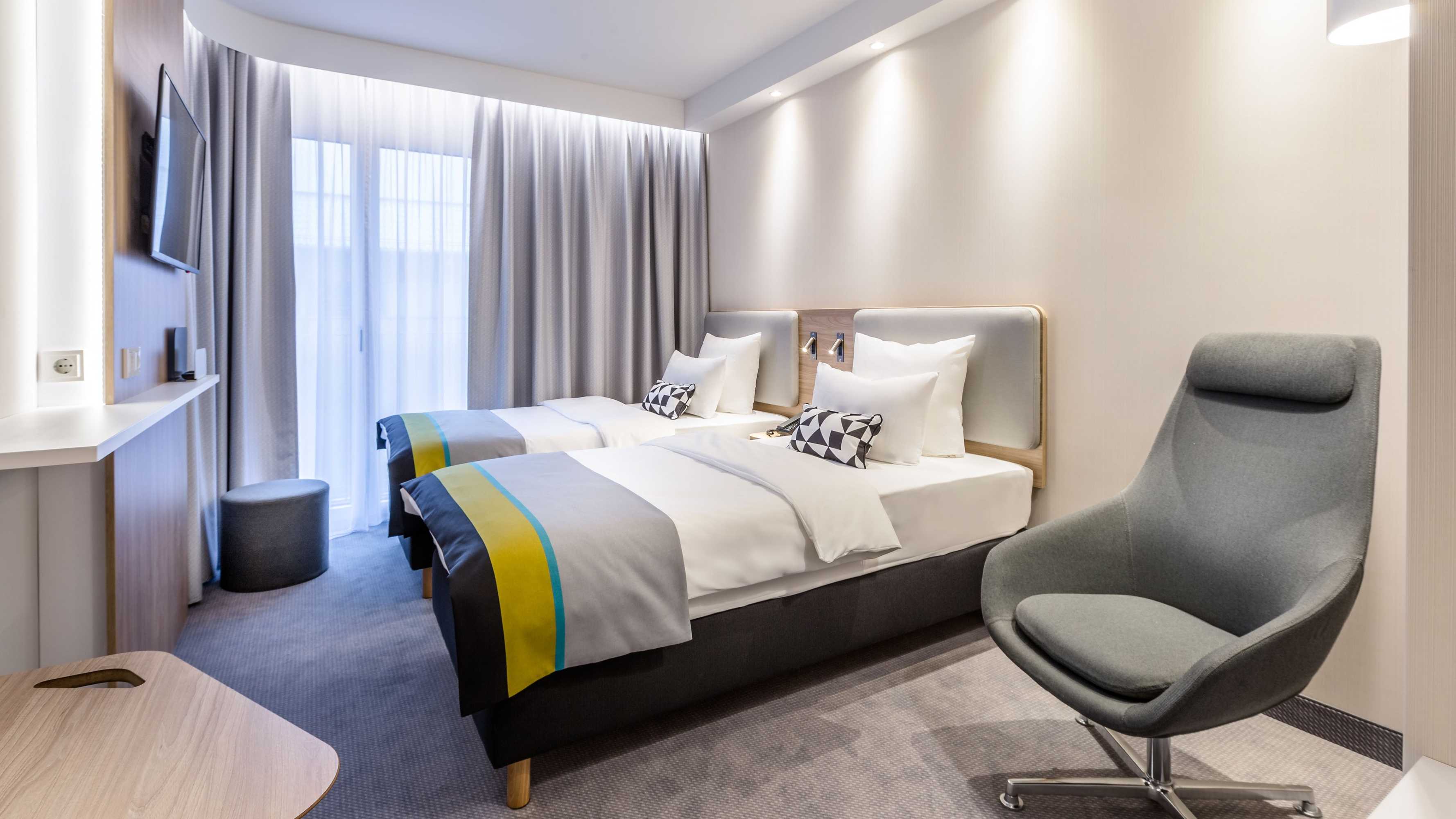 Gift card for Holiday Inn Express Wuppertal - Hauptbahnhof by Ihg Gift card for Holiday Inn Express Wuppertal - Hauptbahnhof by Ihg
