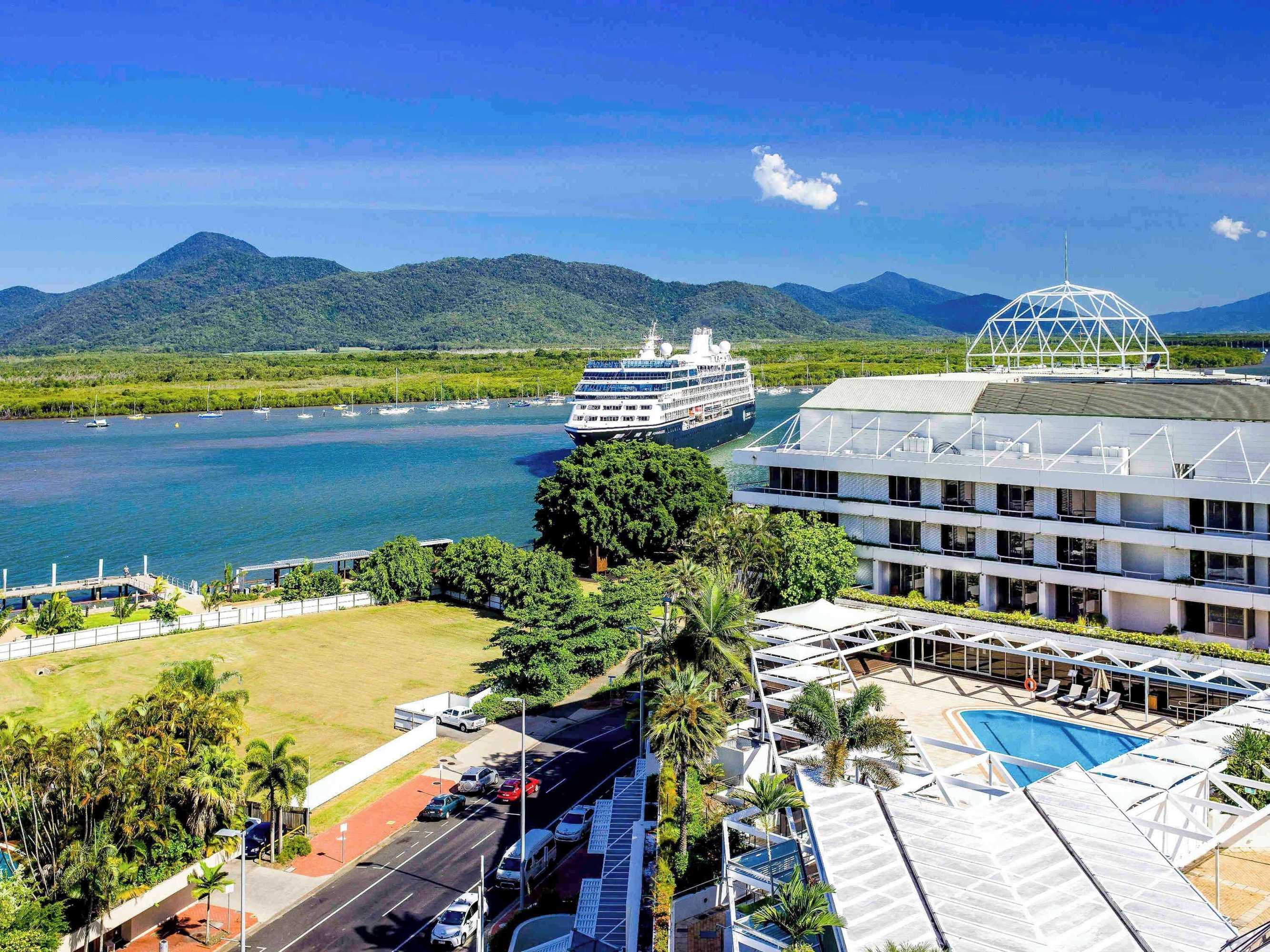 Gift card for Pullman Reef Hotel Casino Gift card for Pullman Reef Hotel Casino