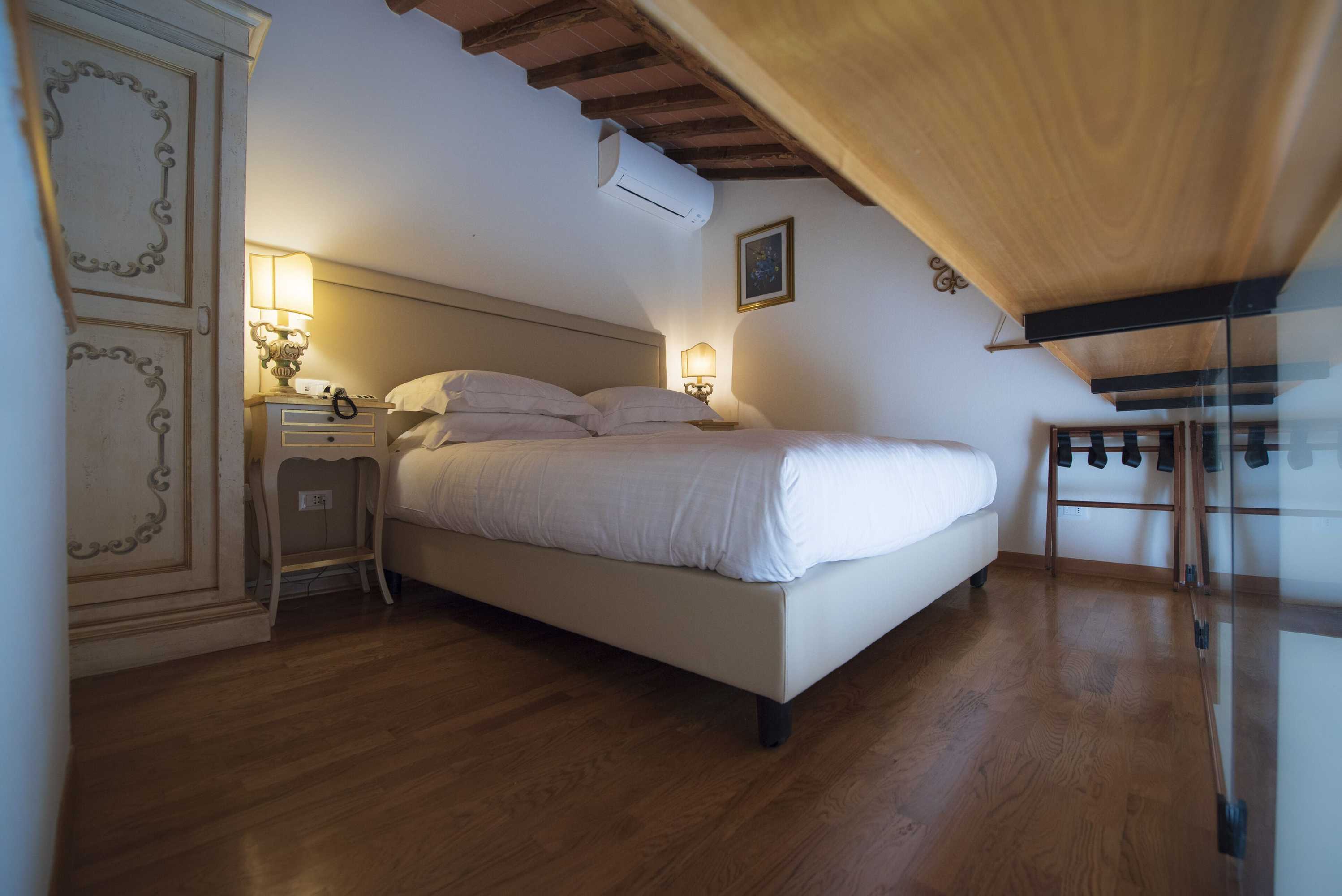 Gift card for Villa Scacciapensieri Boutique Hotel Gift card for Villa Scacciapensieri Boutique Hotel