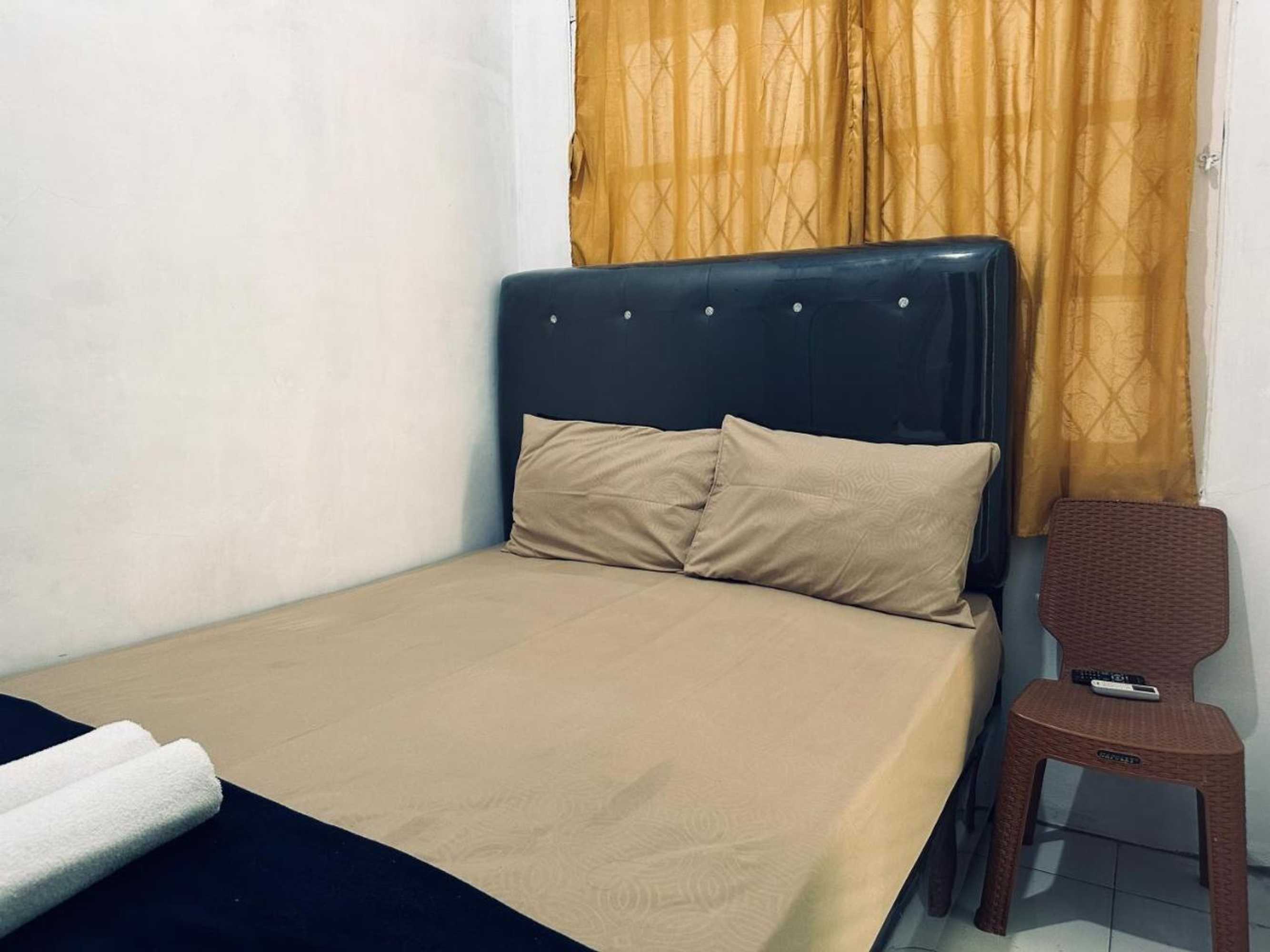 Gift card for Guest House Hj Muriyah Syariah Slawi Mitra Reddoorz