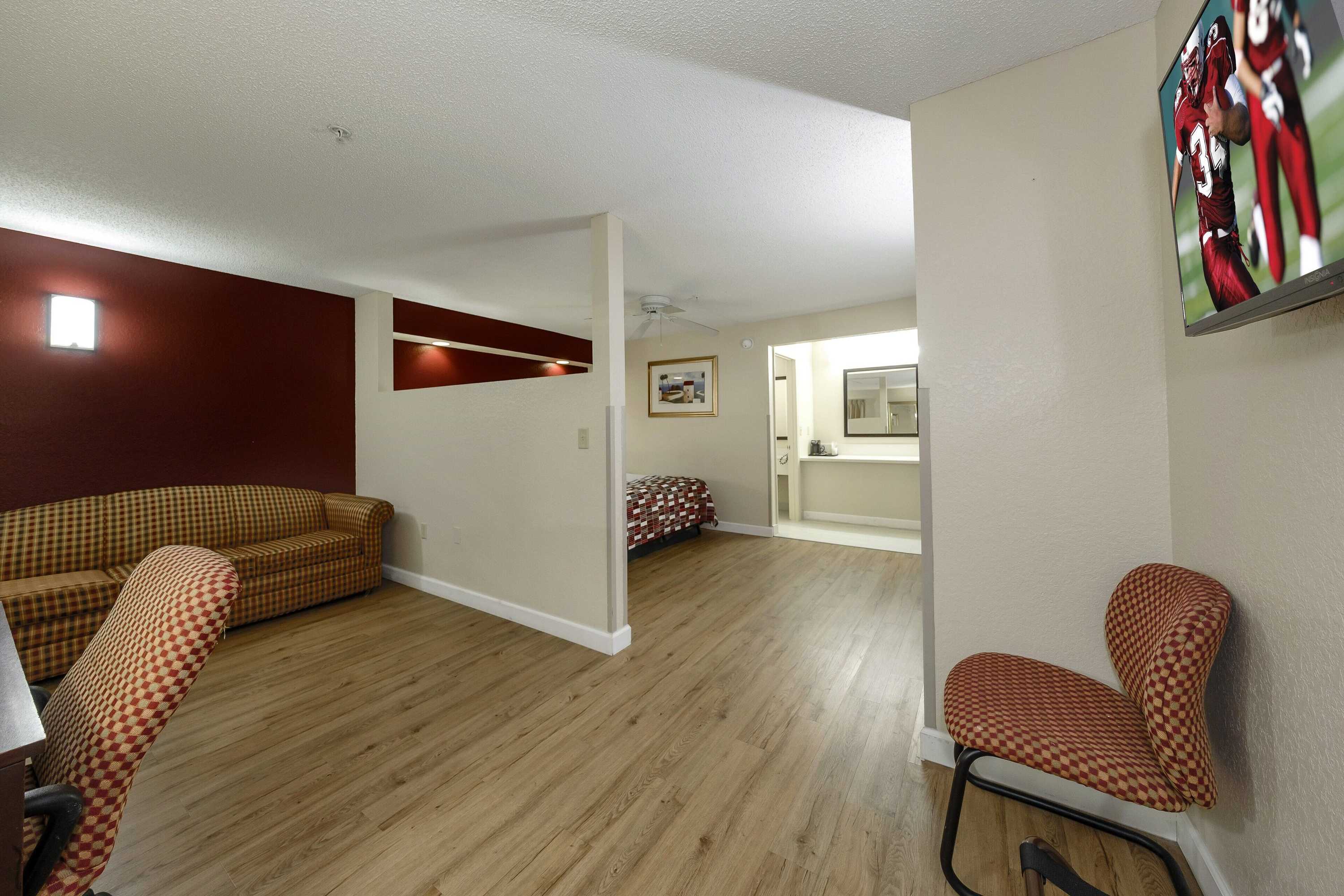 Gift card for Red Roof Inn Ellenton – Bradenton NE Gift card for Red Roof Inn Ellenton – Bradenton NE