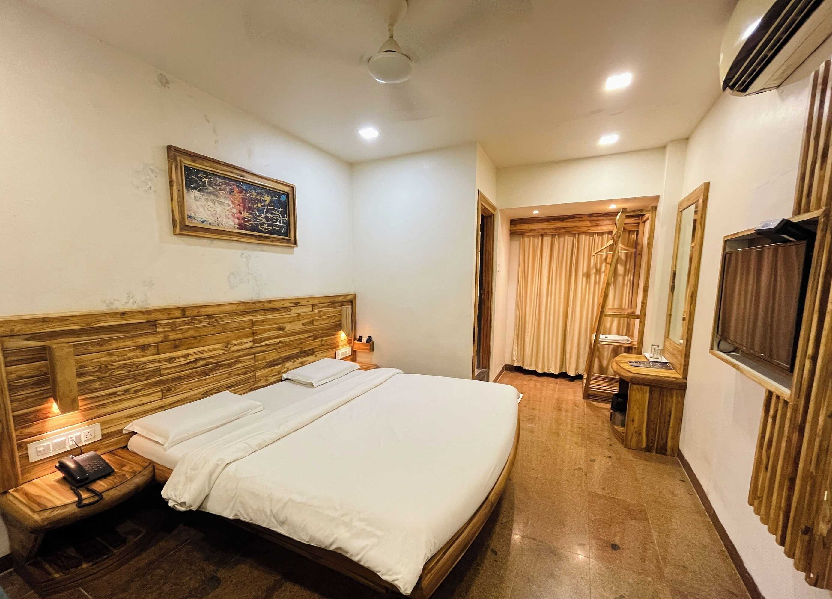 Gift card for Hotel Shripad Continental Gift card for Hotel Shripad Continental