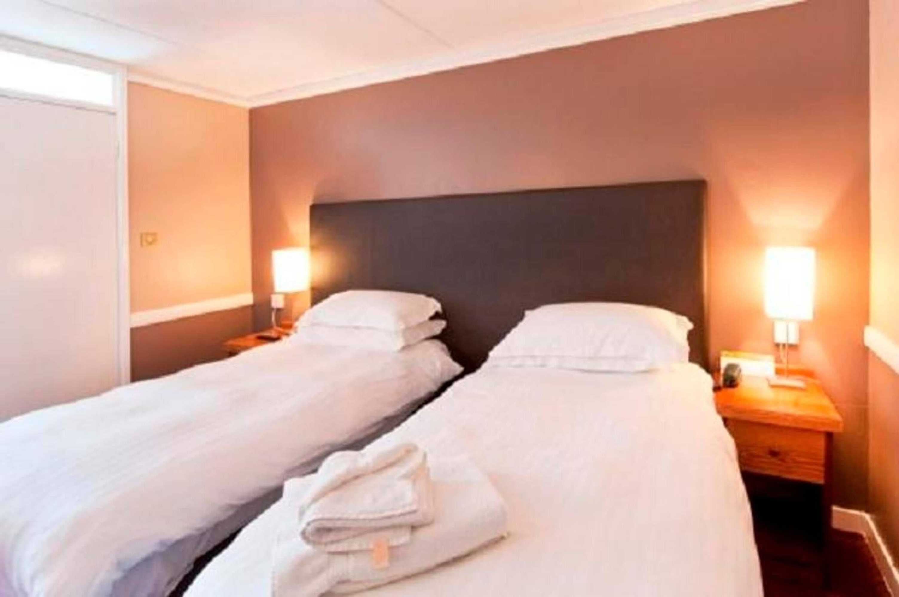Gift card for Saracens Head Hotel by Greene King Inns Gift card for Saracens Head Hotel by Greene King Inns