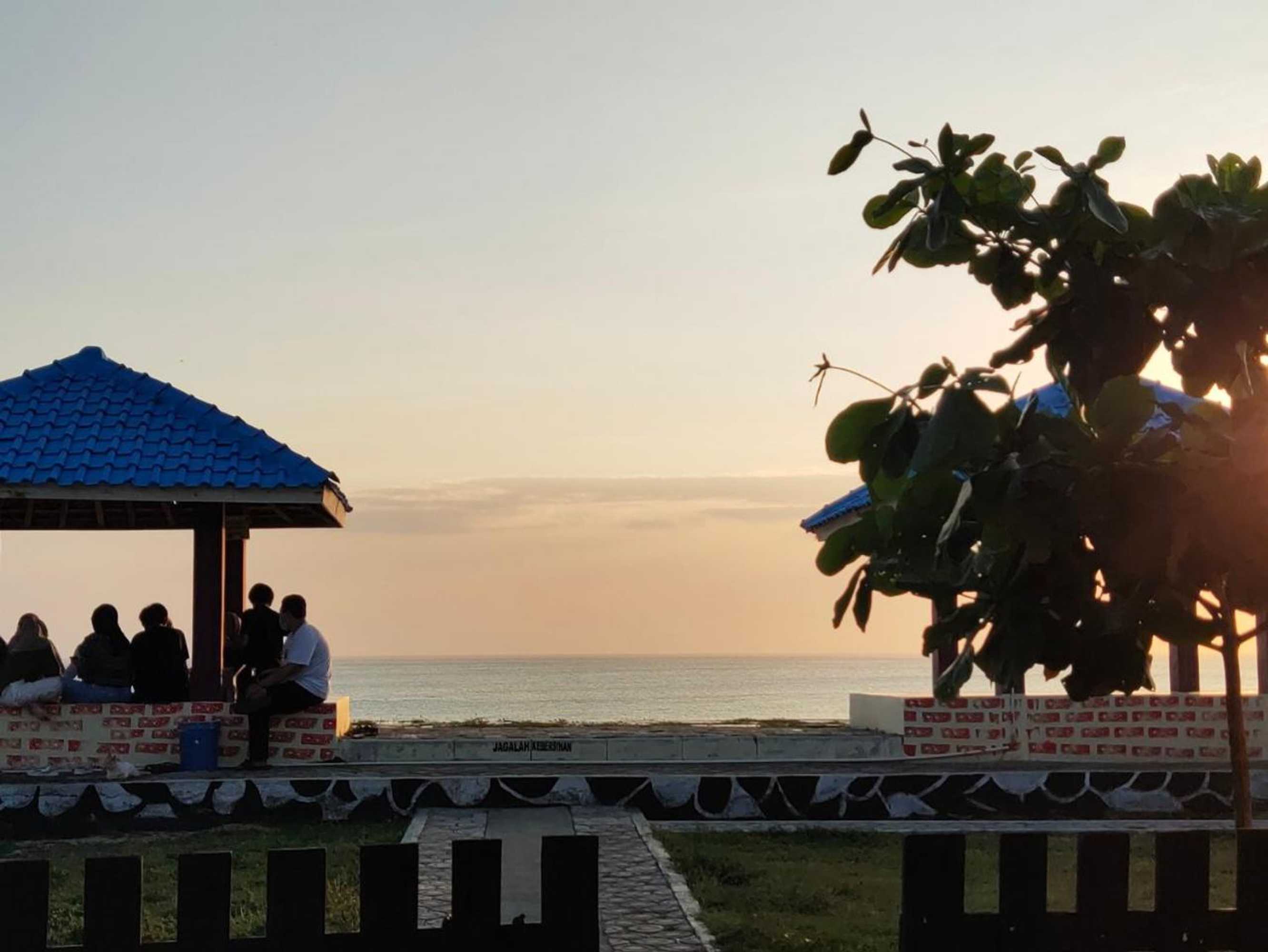 Gift card for Penginapan Karanglaut Santolo