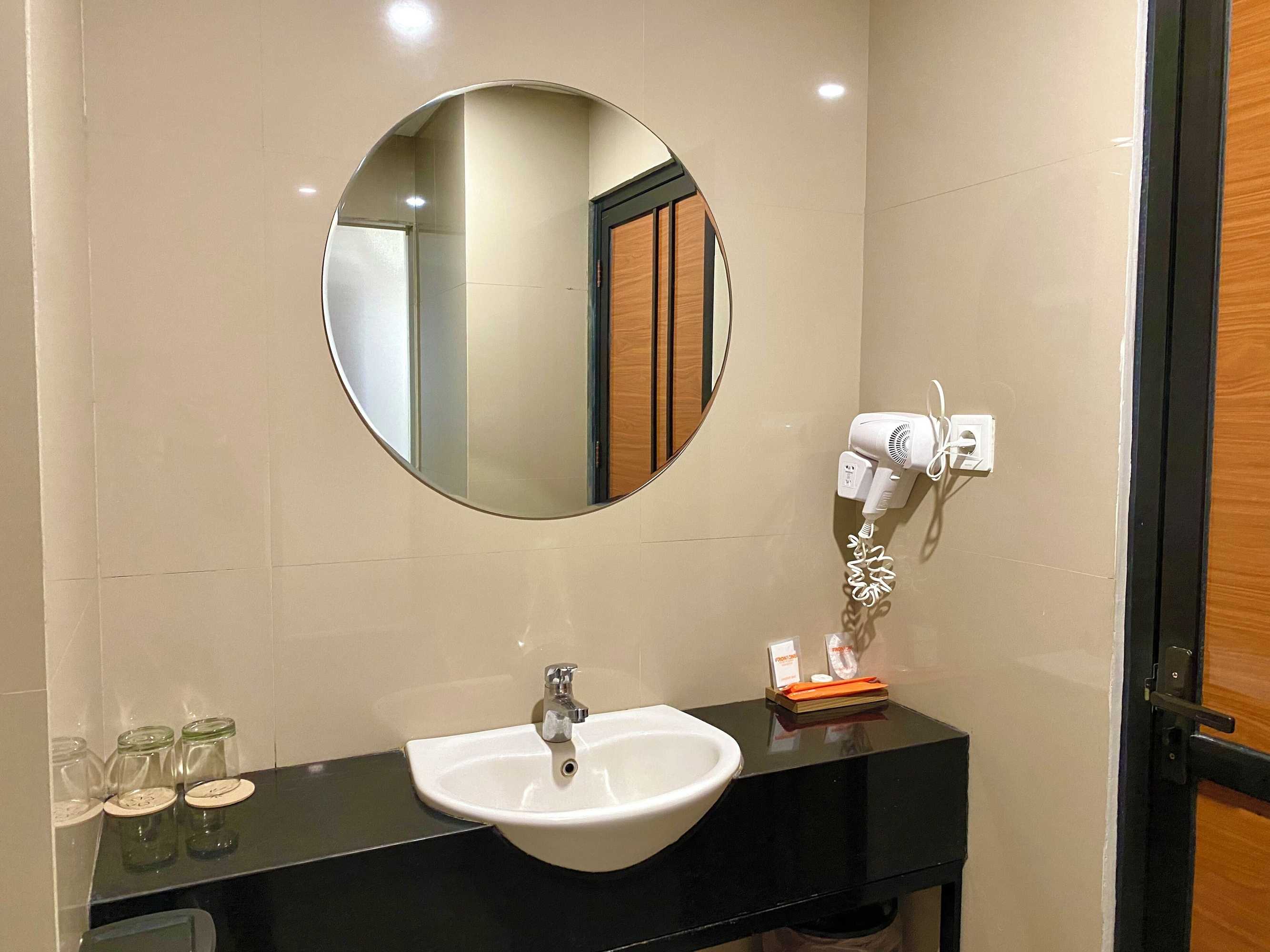 Gift card for Front One Hotel Gombong Gift card for Front One Hotel Gombong