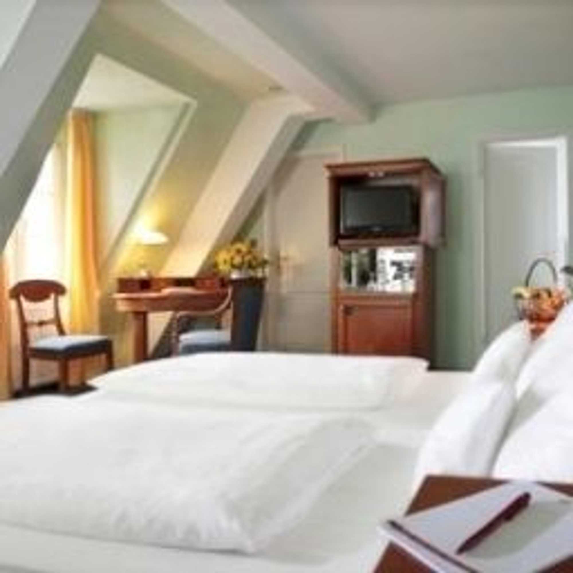 Gift card for Hotel Schloss Edesheim Gift card for Hotel Schloss Edesheim