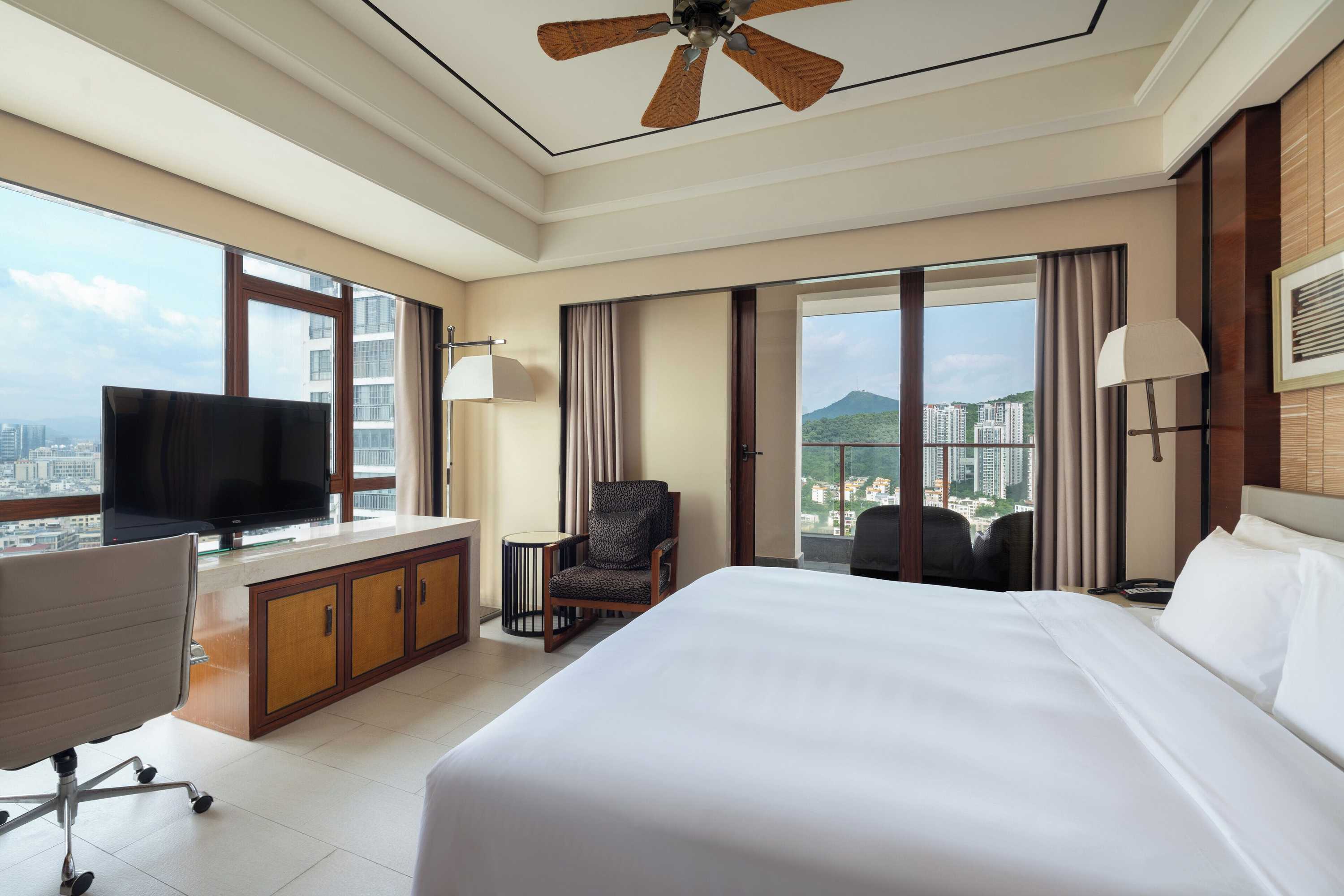 Gift card for Crowne Plaza Sanya City Center by Ihg Gift card for Crowne Plaza Sanya City Center by Ihg