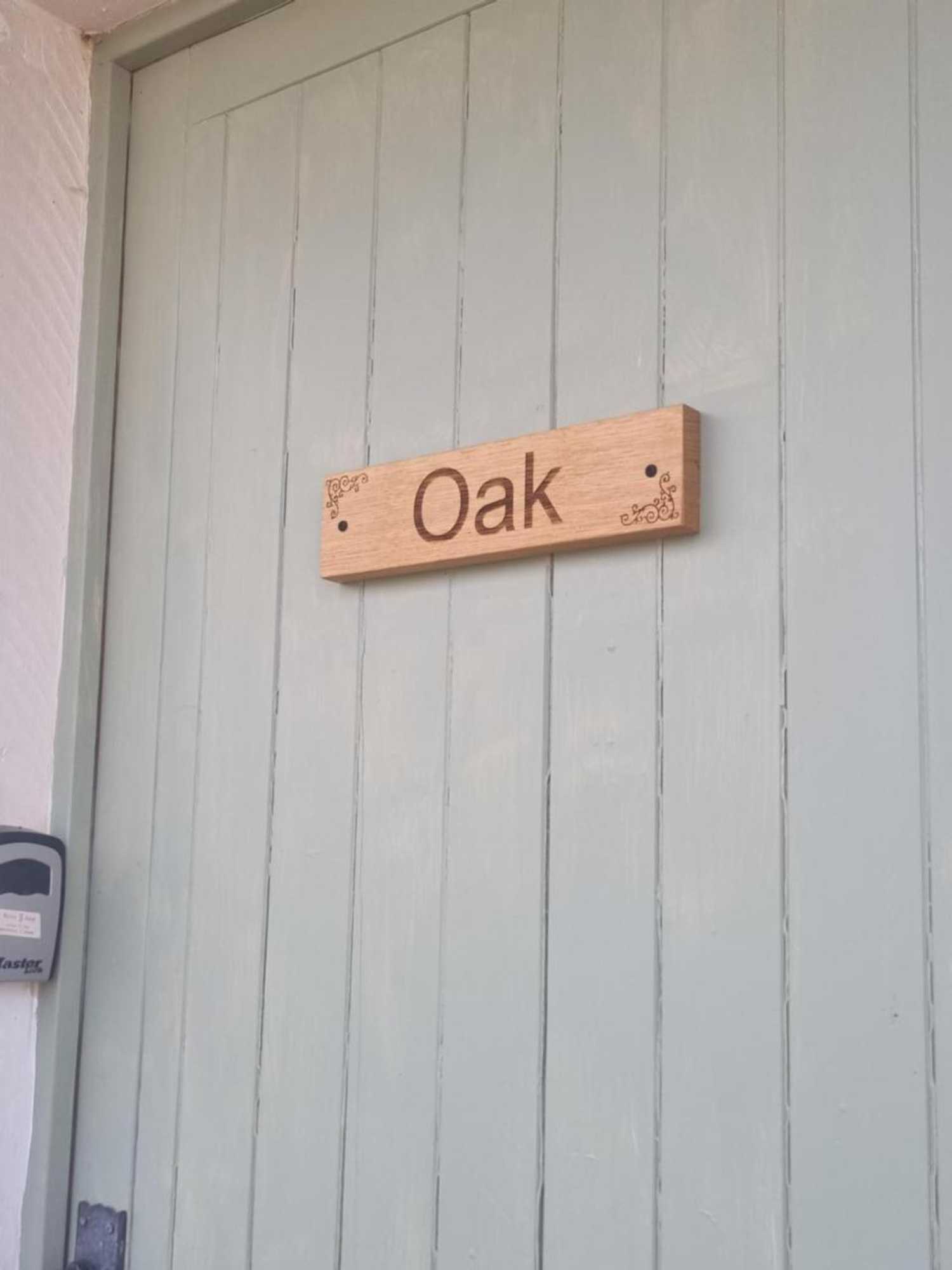 Gift card for Oak, Country Chalet Located in Pegsdon