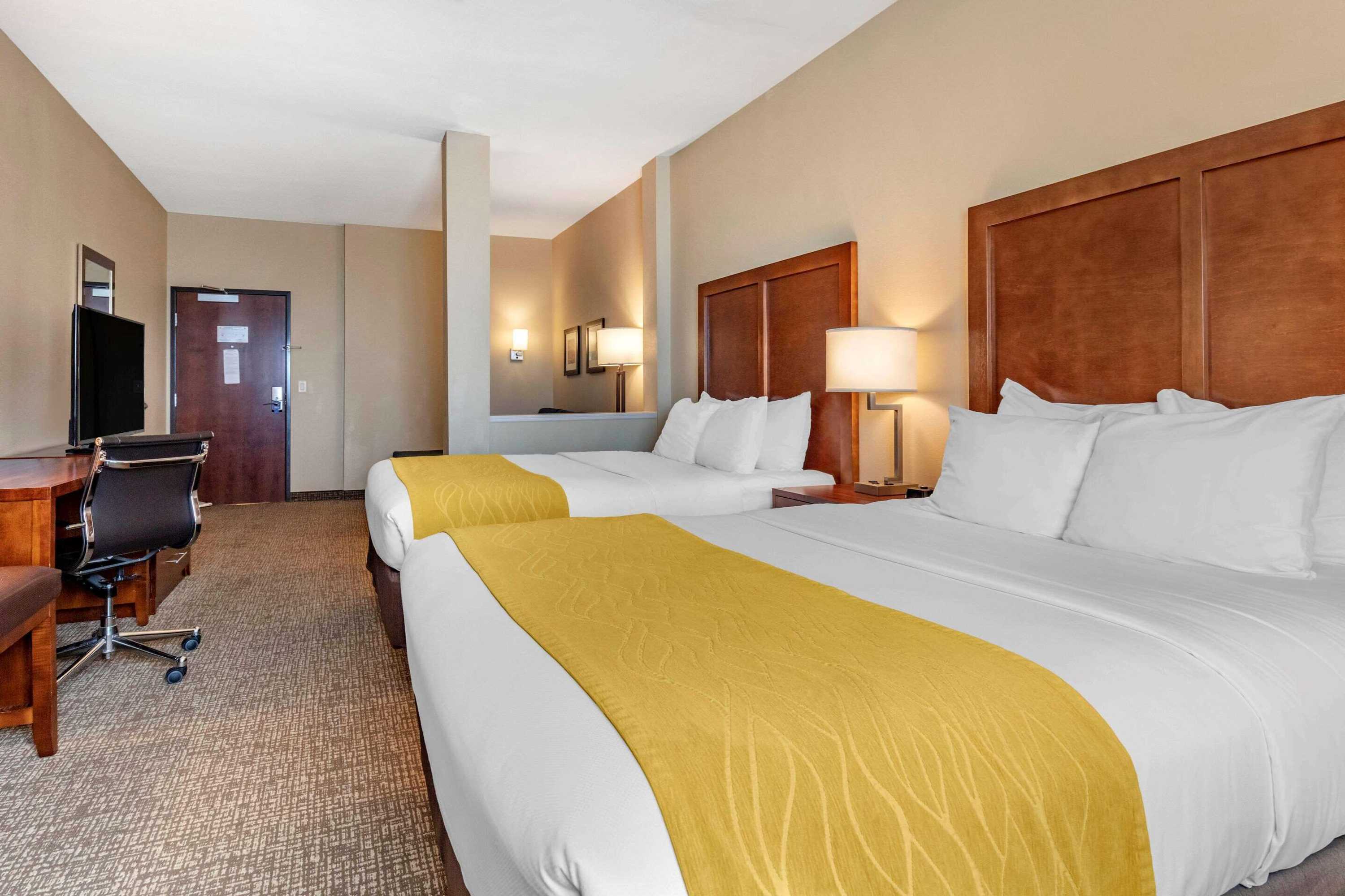 Gift card for Comfort Inn & Suites Gift card for Comfort Inn & Suites