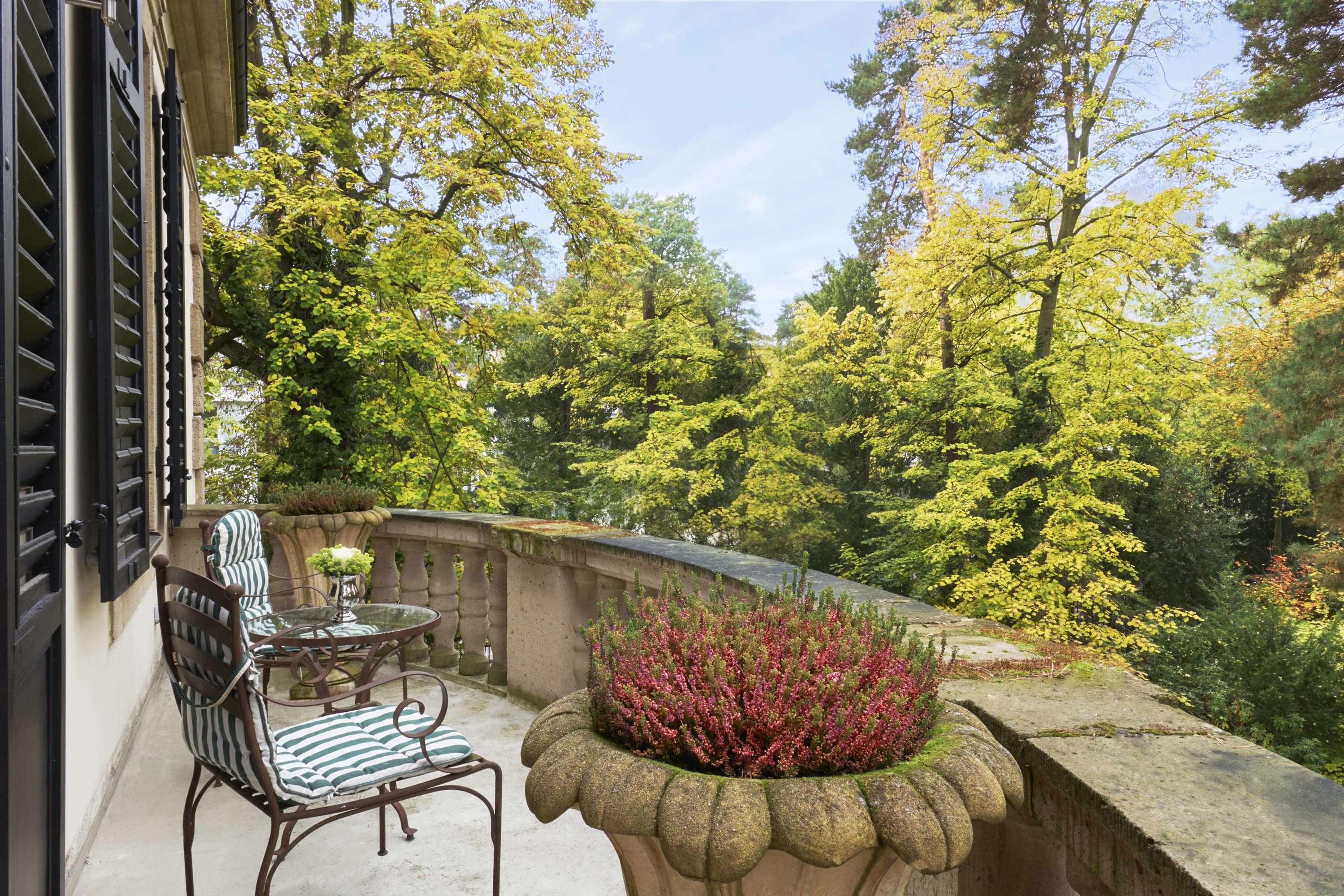Gift card for Schlosshotel Berlin by Patrick Hellmann Gift card for Schlosshotel Berlin by Patrick Hellmann