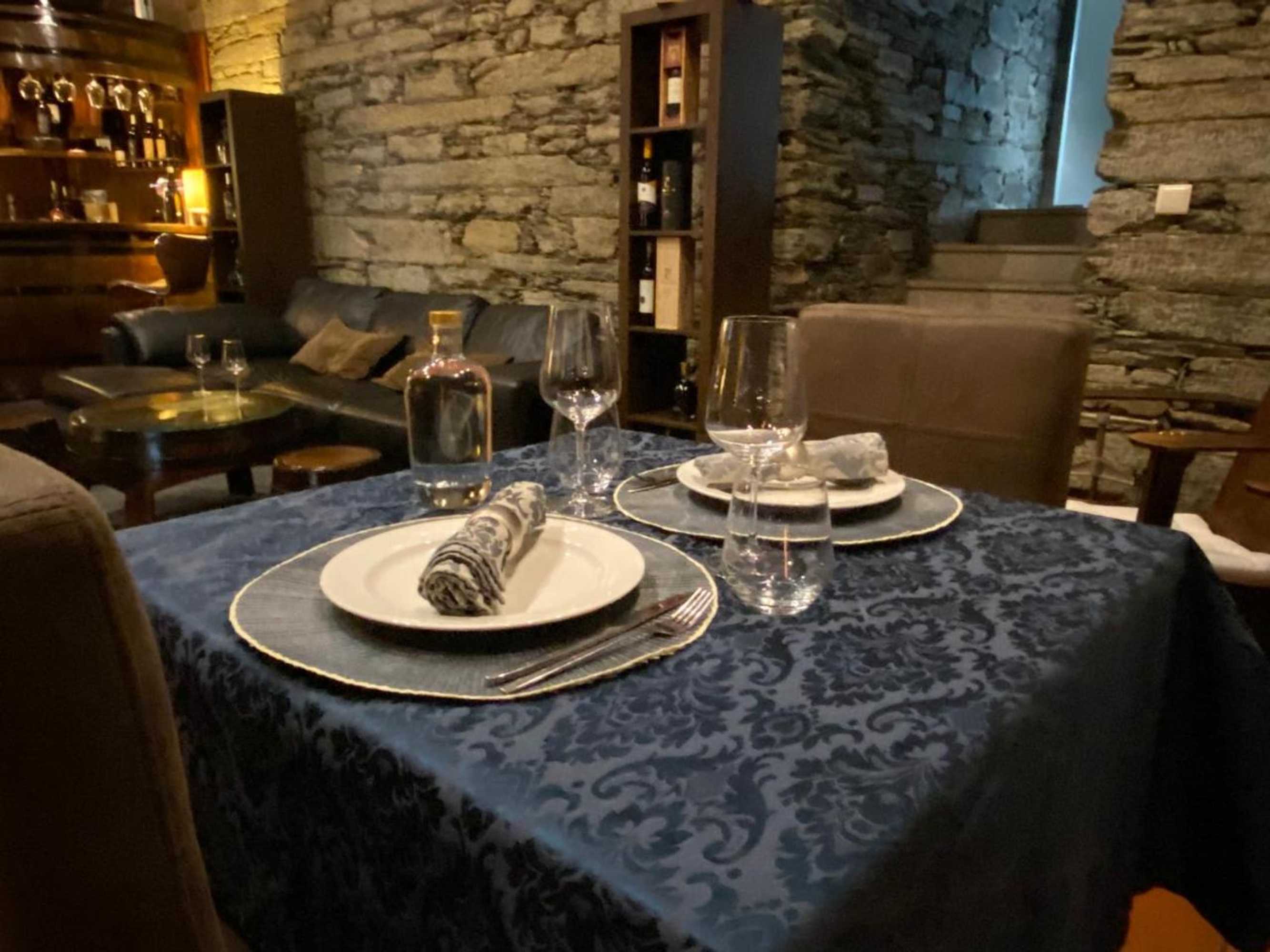 Gift card for Quinta da Casa Cimeira, Guest House, Wines & Food