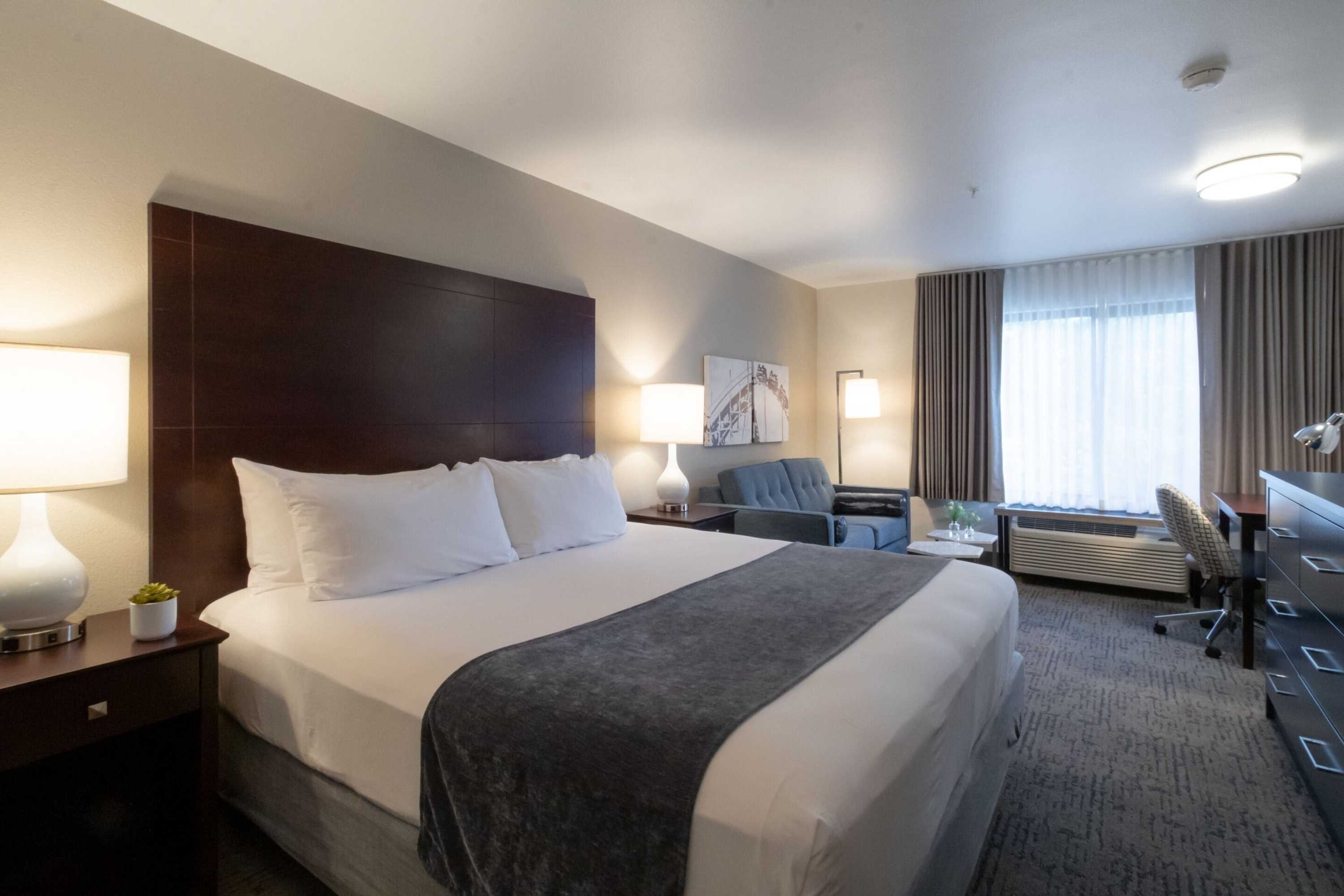 Gift card for Oxford Suites Portland - Jantzen Beach Gift card for Oxford Suites Portland - Jantzen Beach