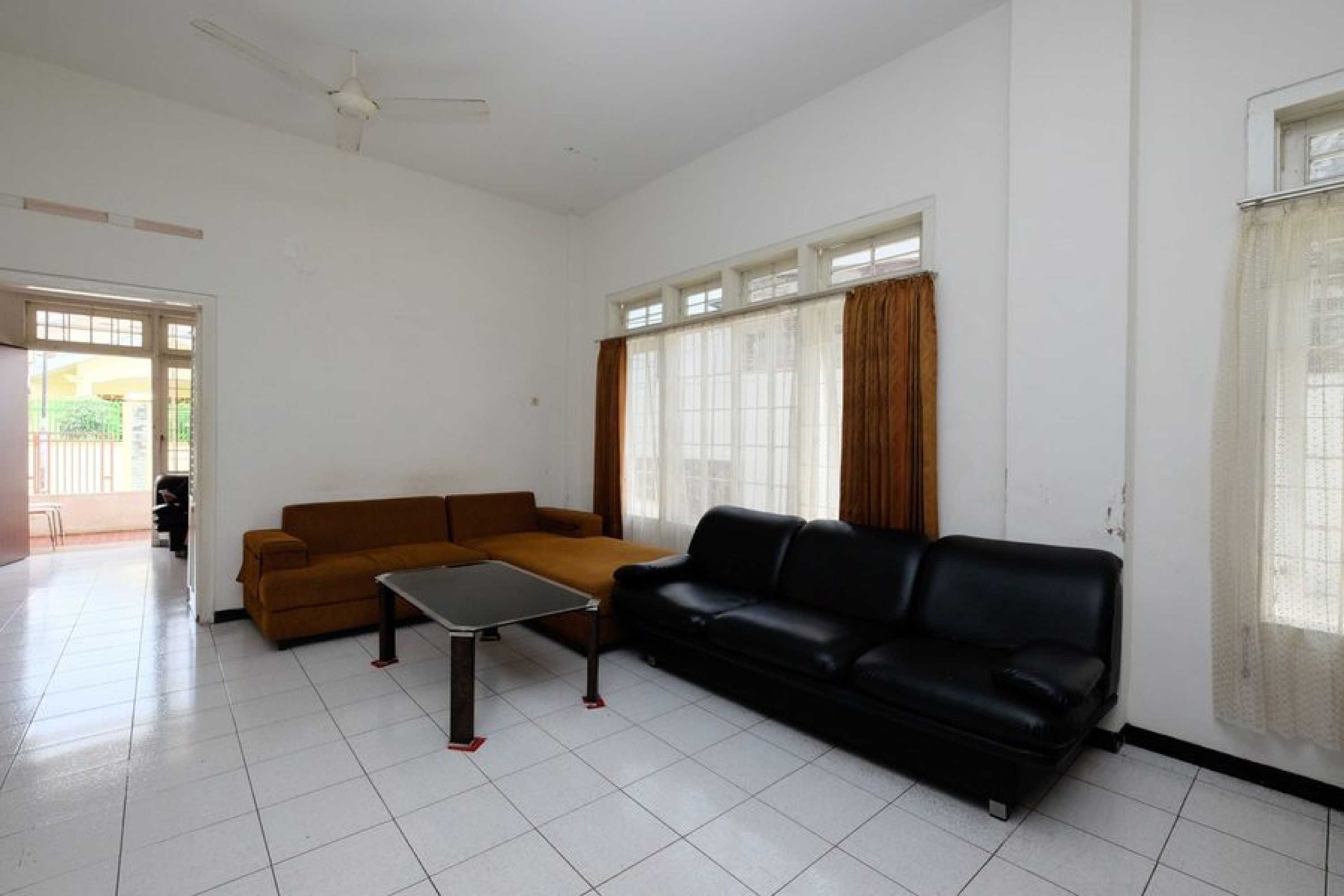 Gift card for Reddoorz Near Moro Mall Purwokerto Gift card for Reddoorz Near Moro Mall Purwokerto