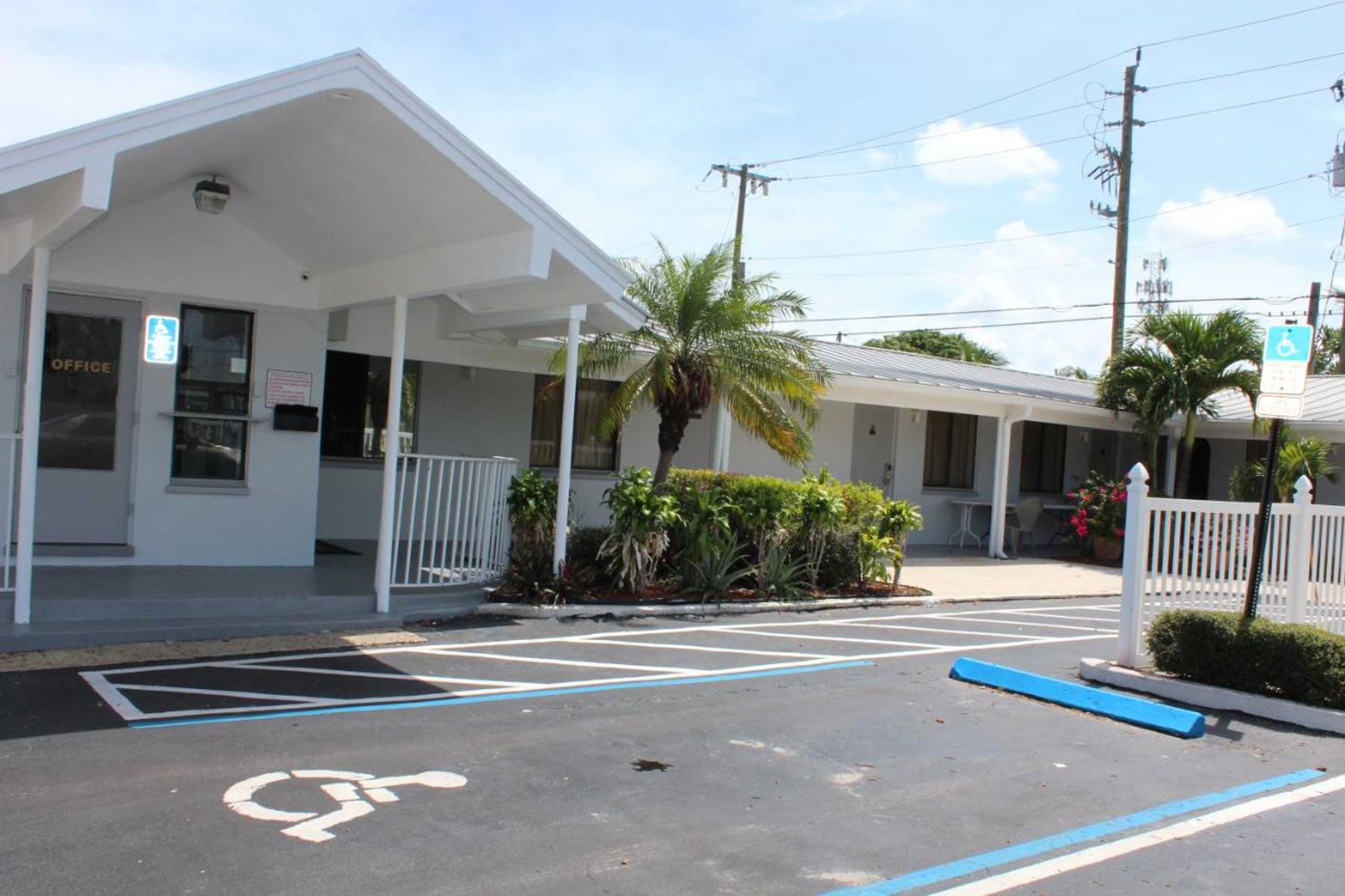 Gift card for Economy Inn West Palm Beach