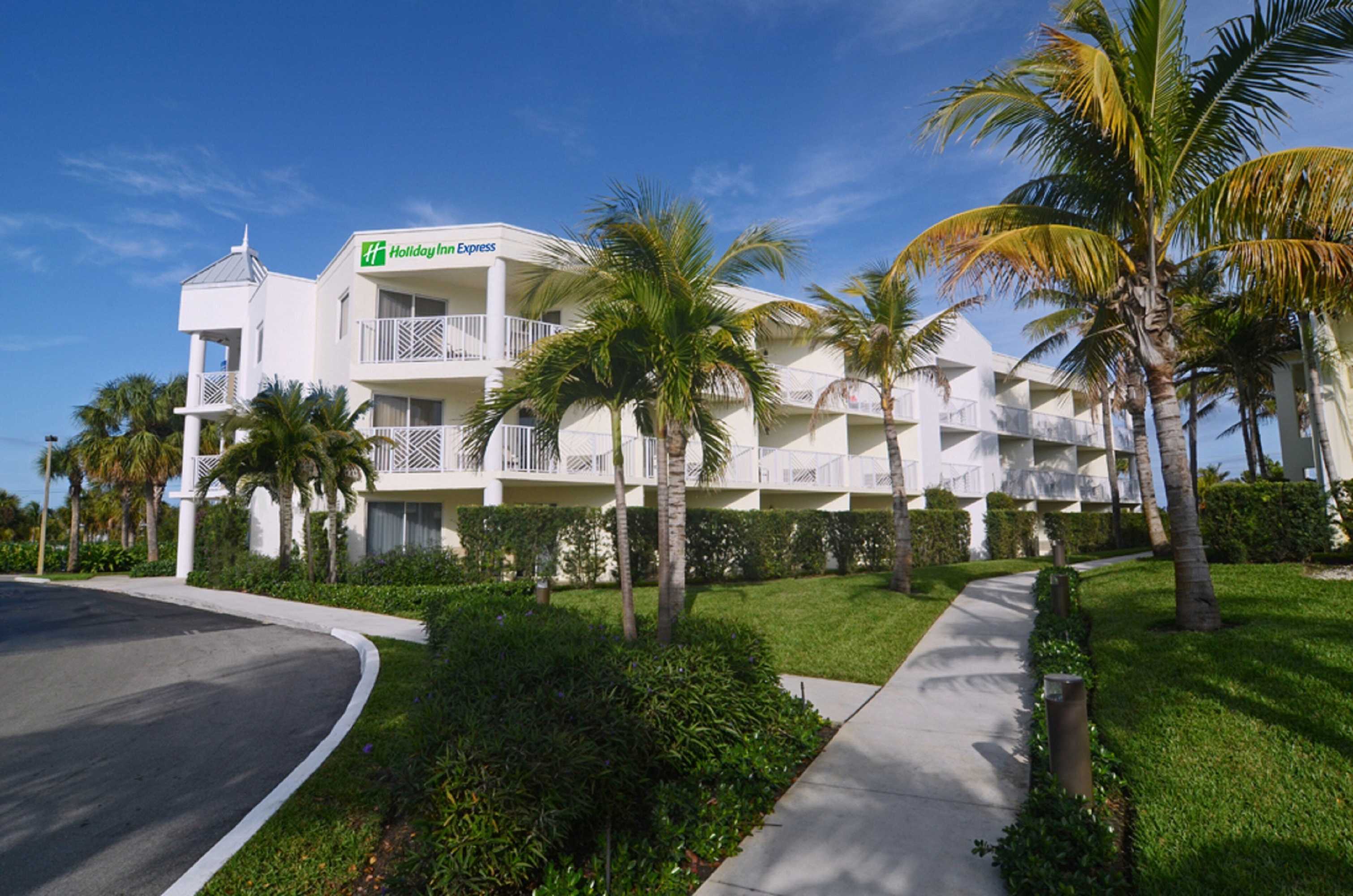Gift card for Holiday Inn Express North Palm Beach-Oceanview by Ihg Gift card for Holiday Inn Express North Palm Beach-Oceanview by Ihg