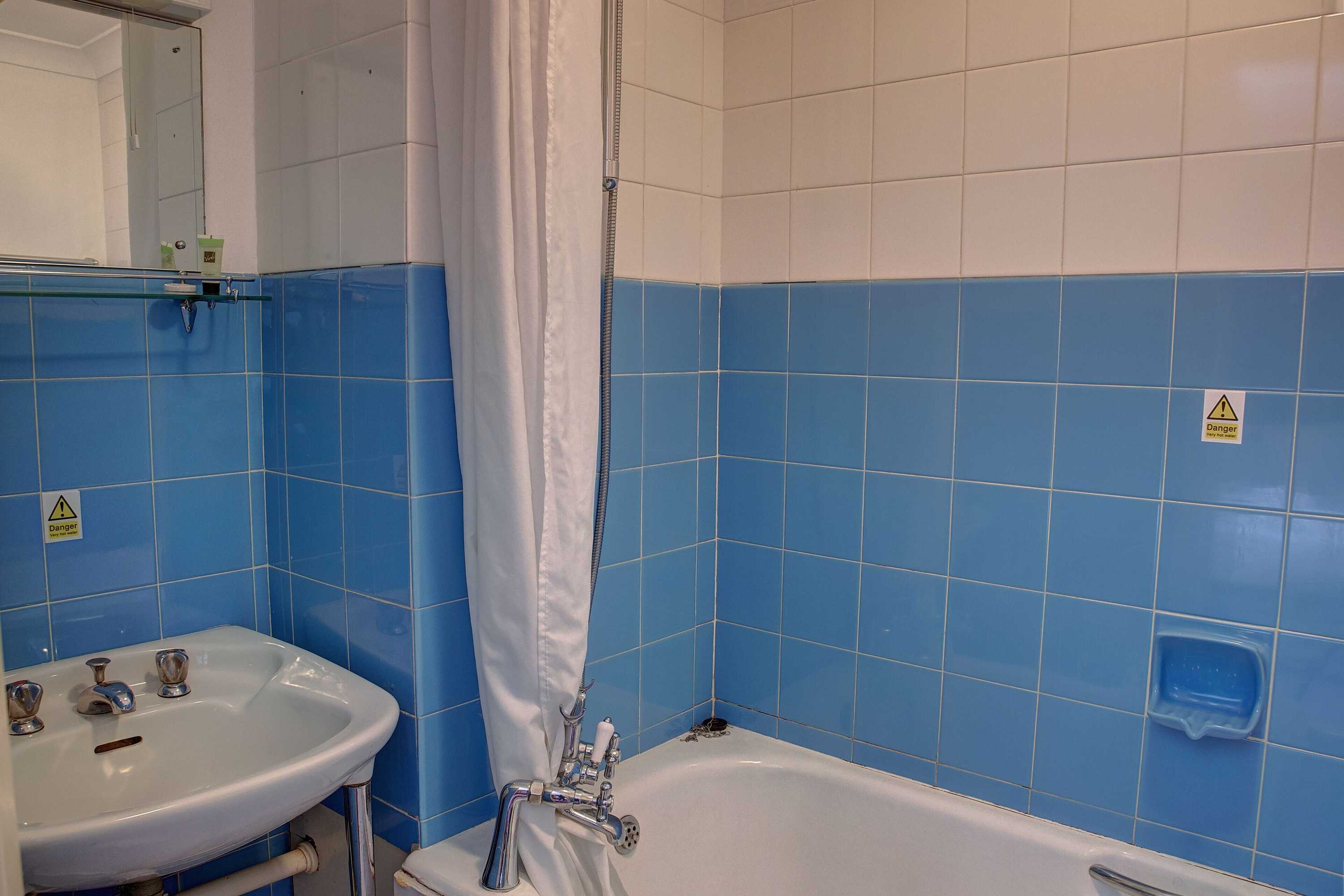 Gift card for Signorelli - Spacious And Welcoming One-Bedroom Halldis Apartment