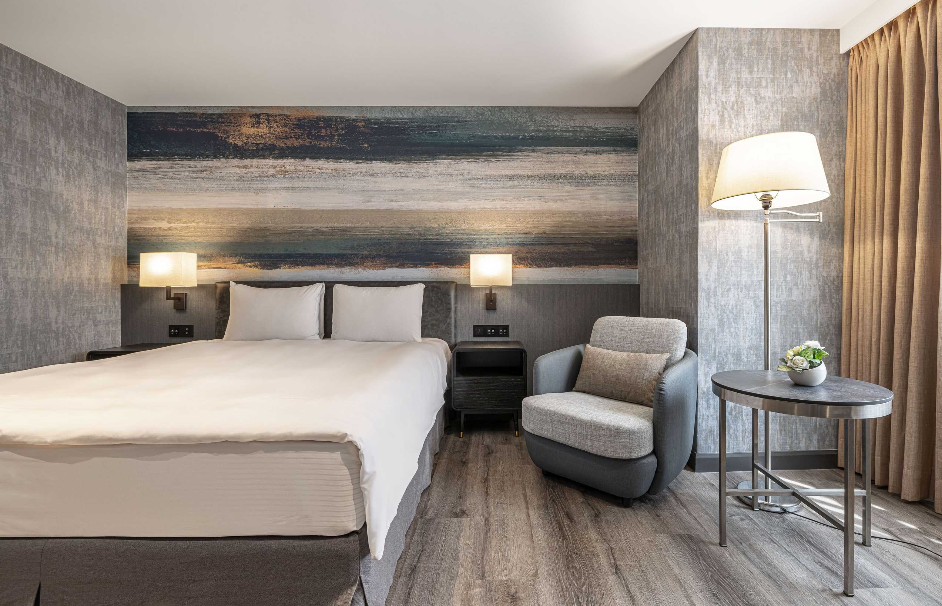 Gift card for Lakeshore Hotel Metropolis I Gift card for Lakeshore Hotel Metropolis I