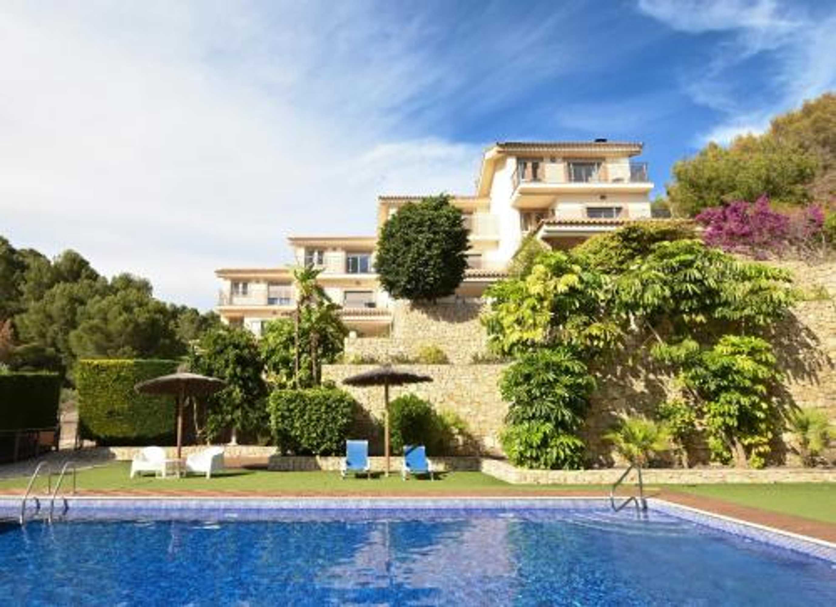Gift card for Villa Alegre Playa Calpe Grupo Terra de Mar, Alojamientos Con Encanto Gift card for Villa Alegre Playa Calpe Grupo Terra de Mar, Alojamientos Con Encanto