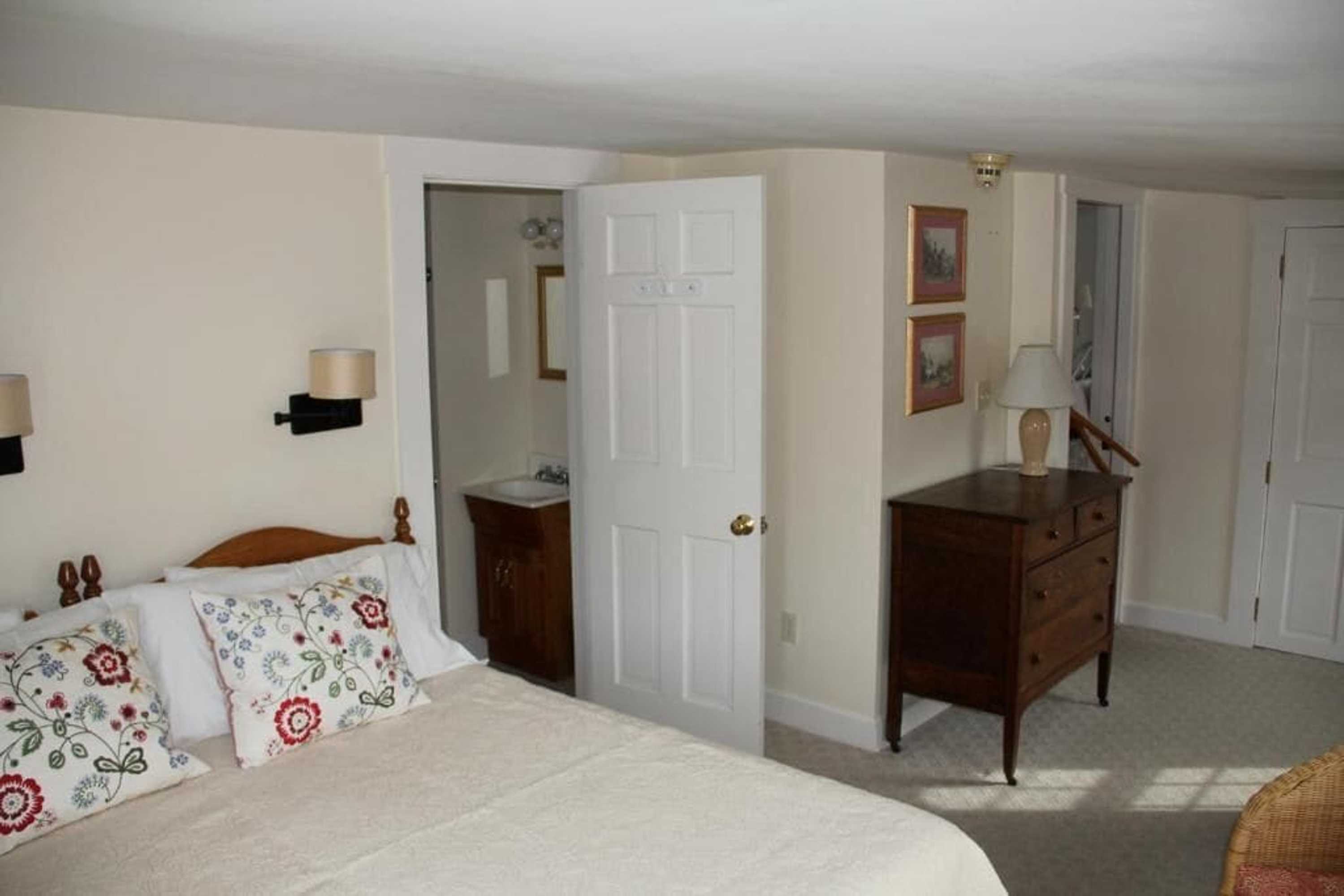 Gift card for An English Garden Bed & Breakfast Gift card for An English Garden Bed & Breakfast