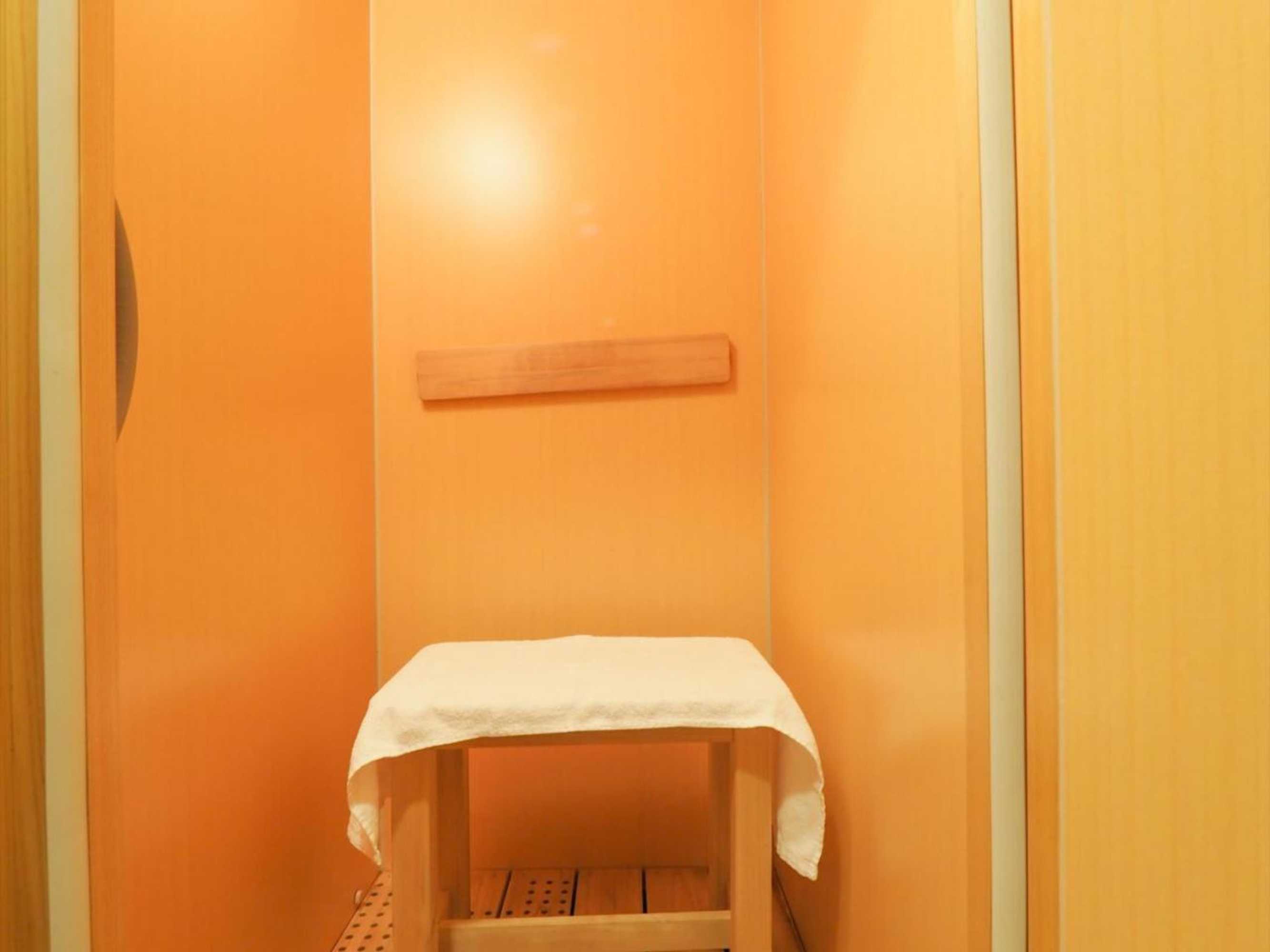 Gift card for Leo YU Capsule Hotel Nishi Funabashi