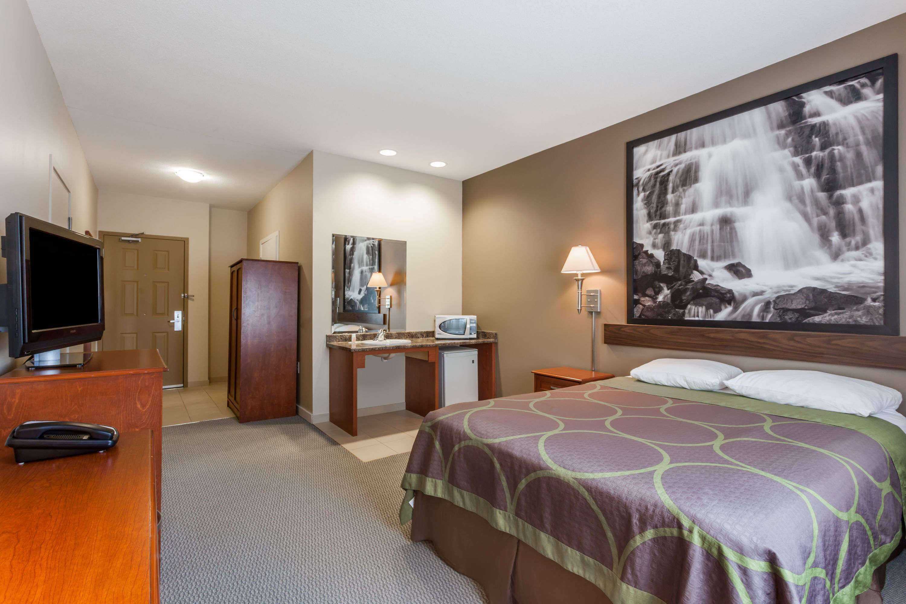 Gift card for Super 8 by Wyndham Abbotsford BC Gift card for Super 8 by Wyndham Abbotsford BC