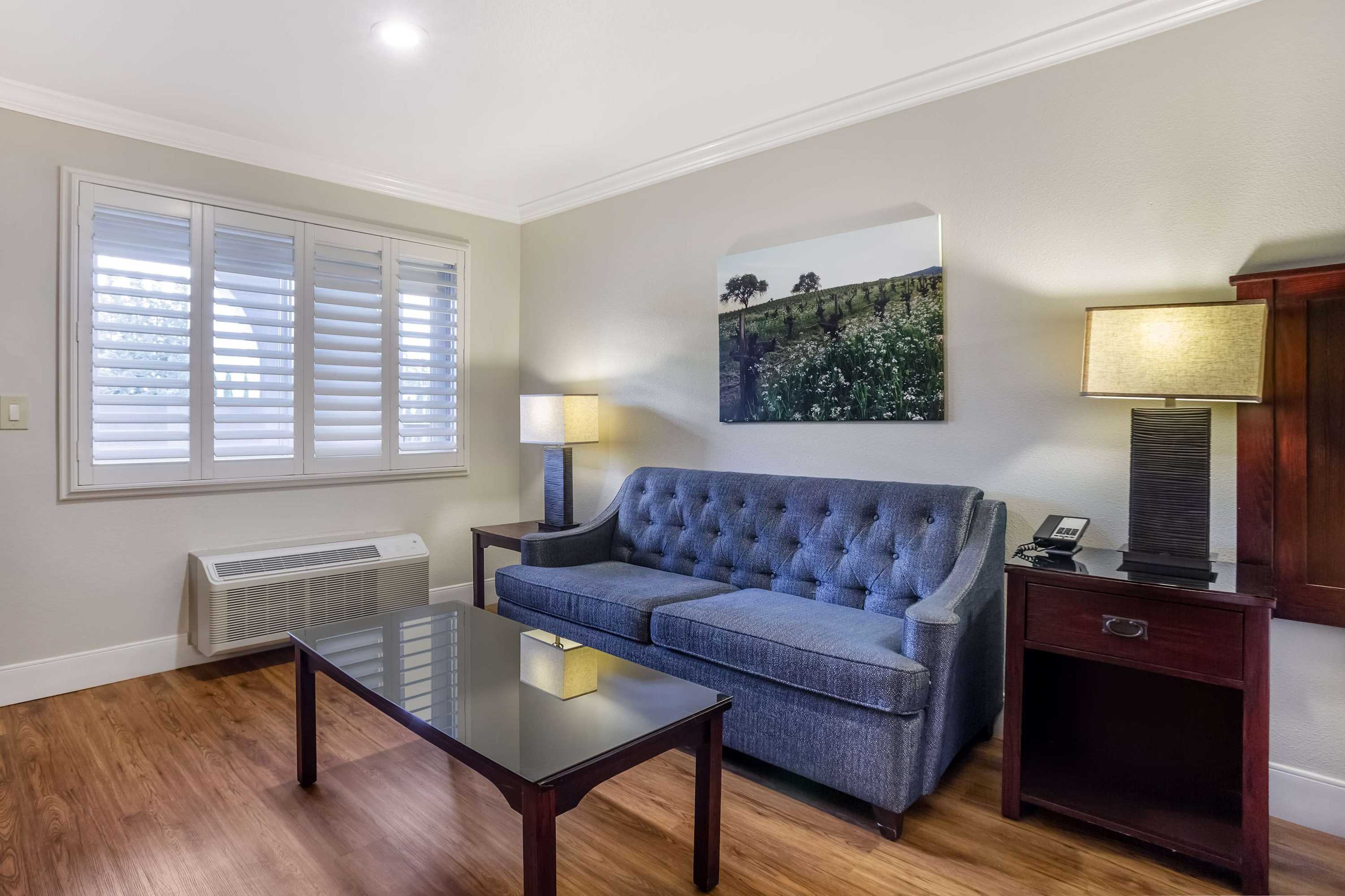 Gift card for Best Western Dry Creek Inn Gift card for Best Western Dry Creek Inn