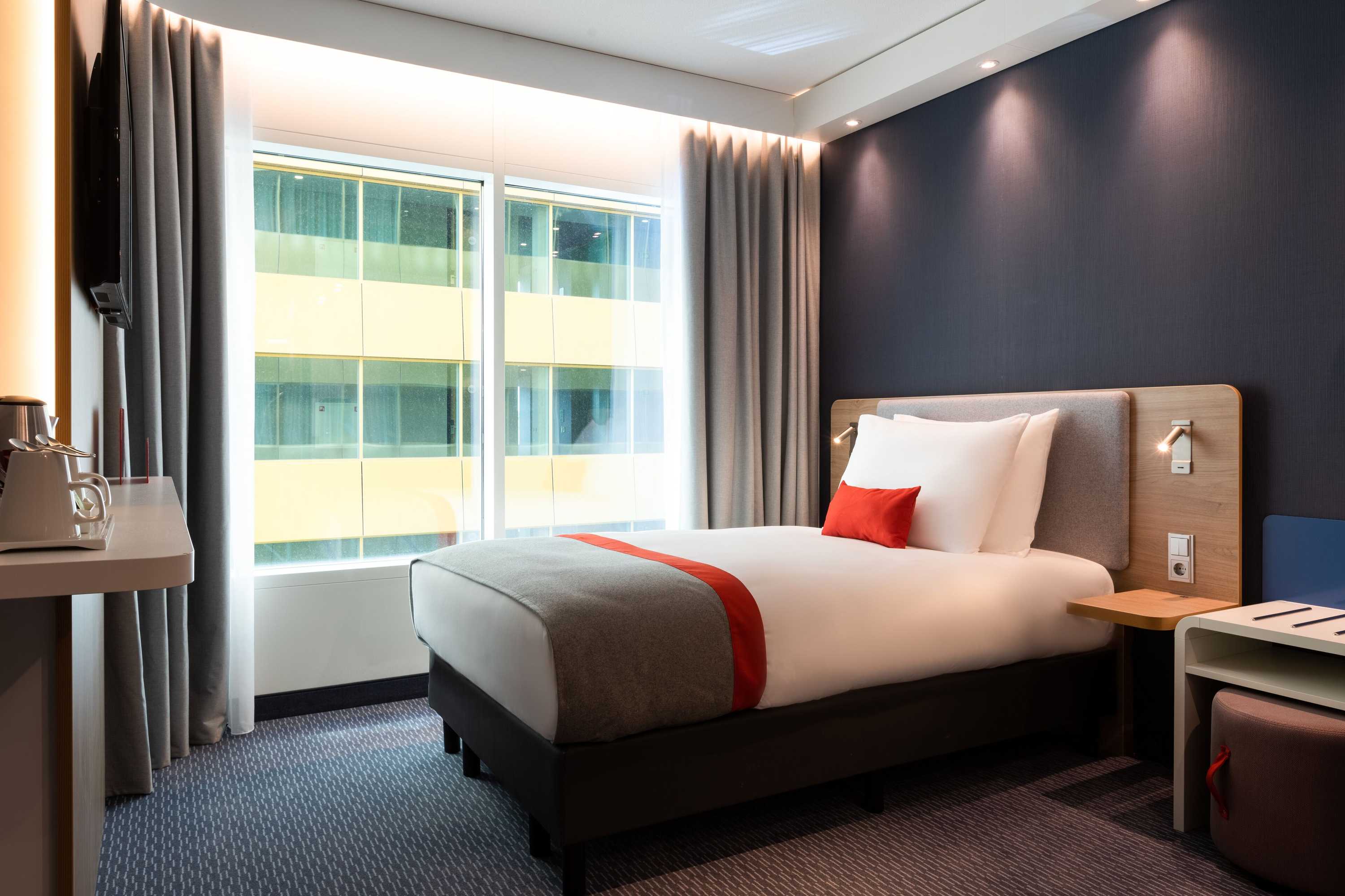 Gift card for Holiday Inn Express Almere by Ihg Gift card for Holiday Inn Express Almere by Ihg
