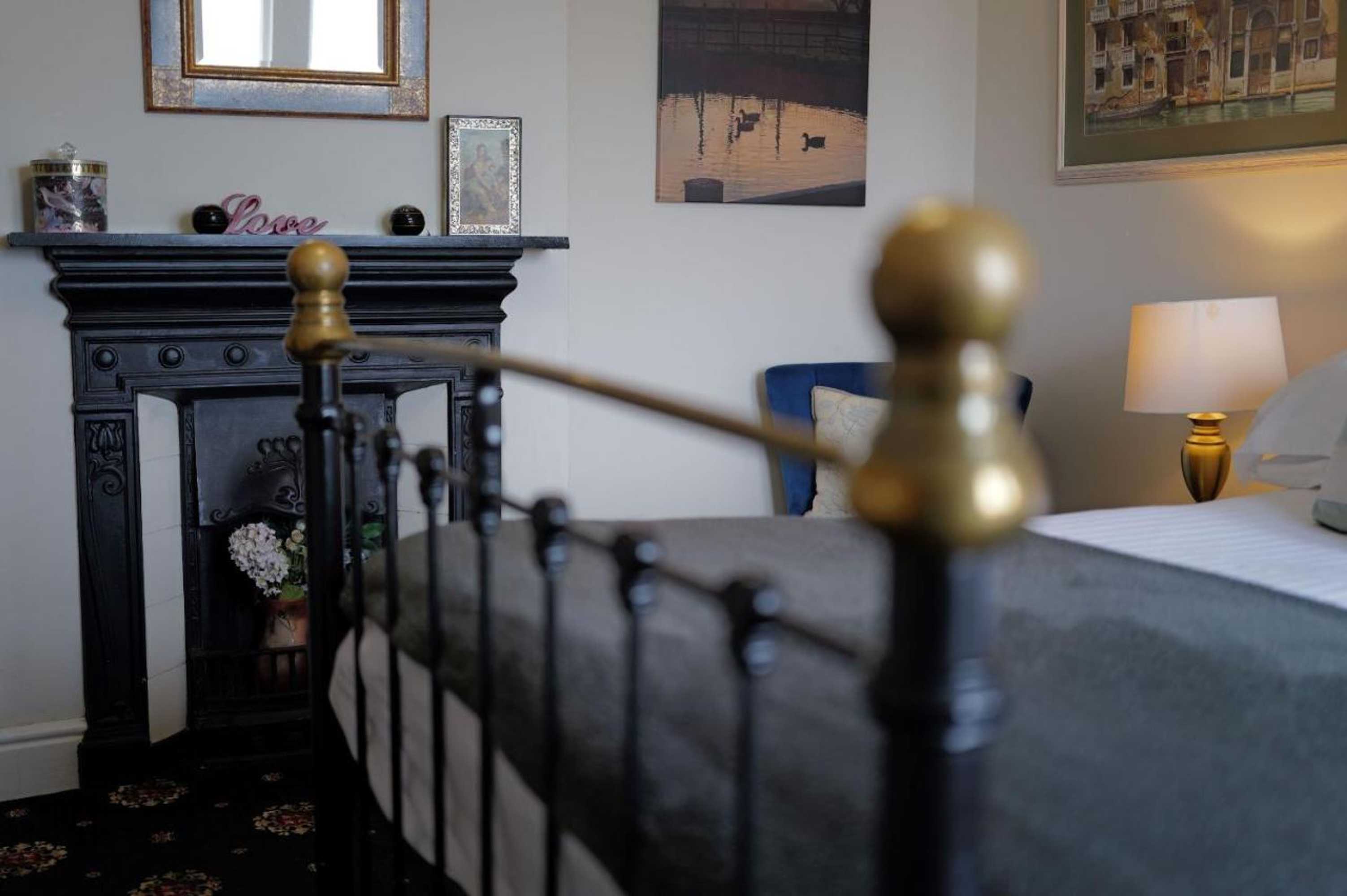 Gift card for Knoll Hill Farm, The Place To Stay