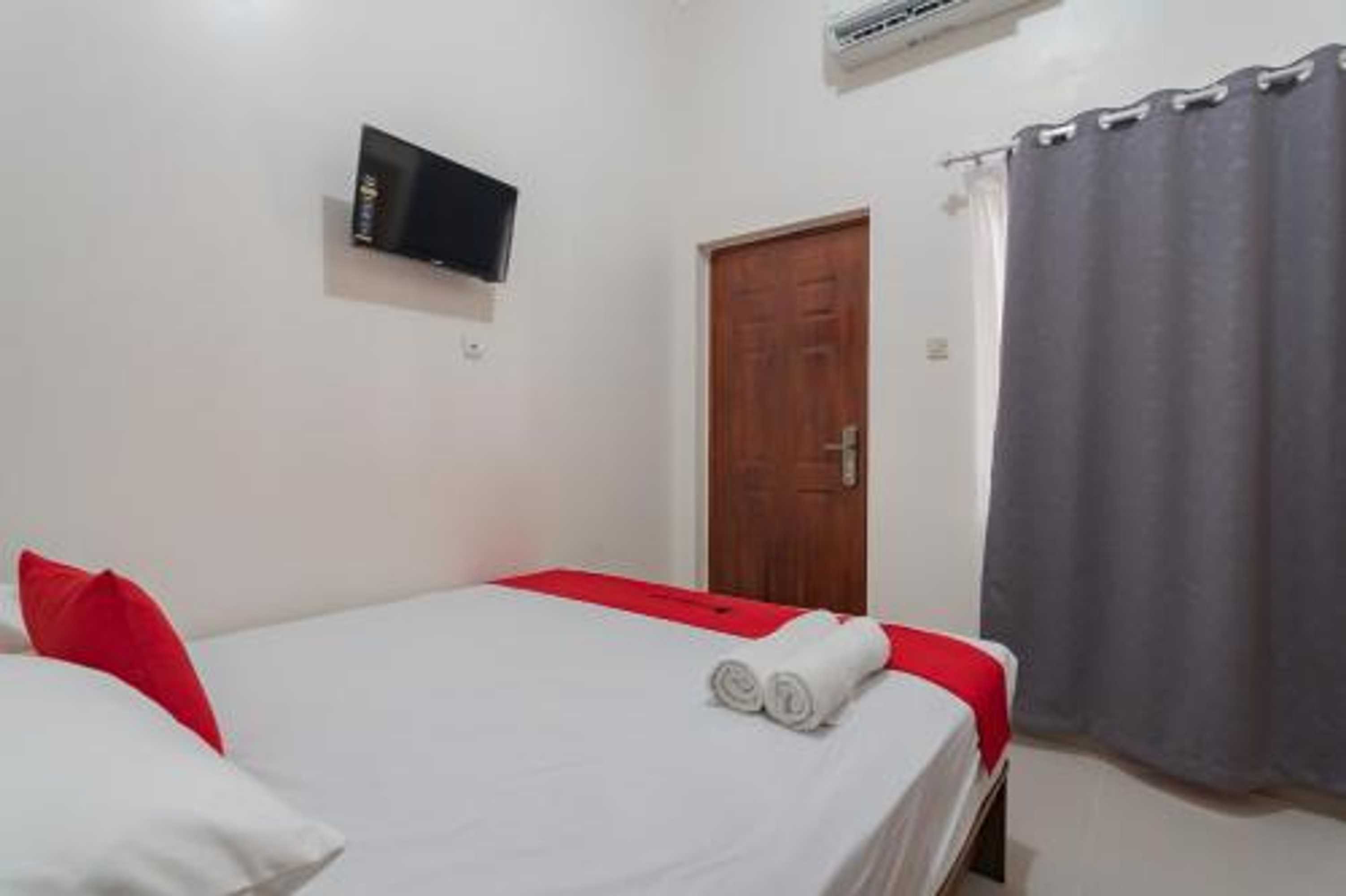 Gift card for Perintis Guesthouse Tasikmalaya by Reddoorz Gift card for Perintis Guesthouse Tasikmalaya by Reddoorz