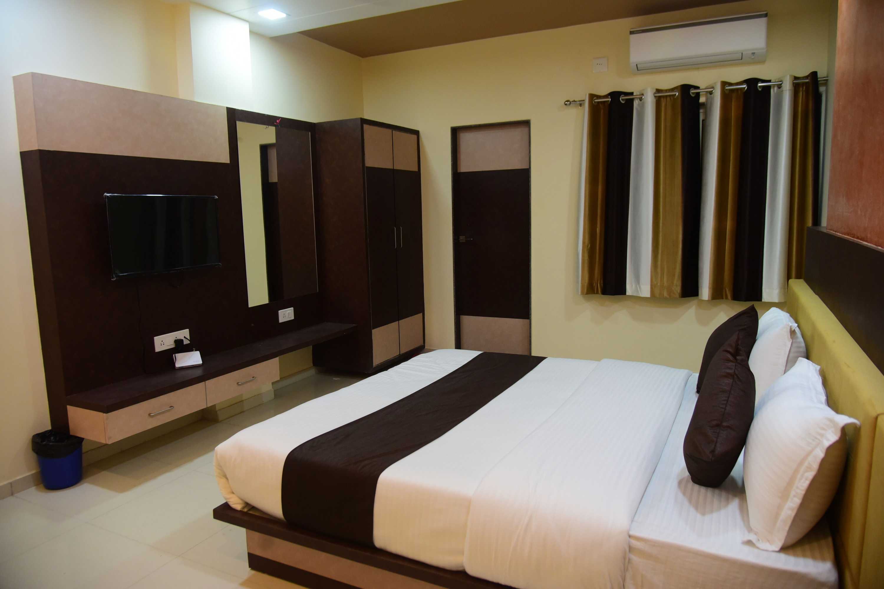 Gift card for Hotel Savera Palace Gift card for Hotel Savera Palace