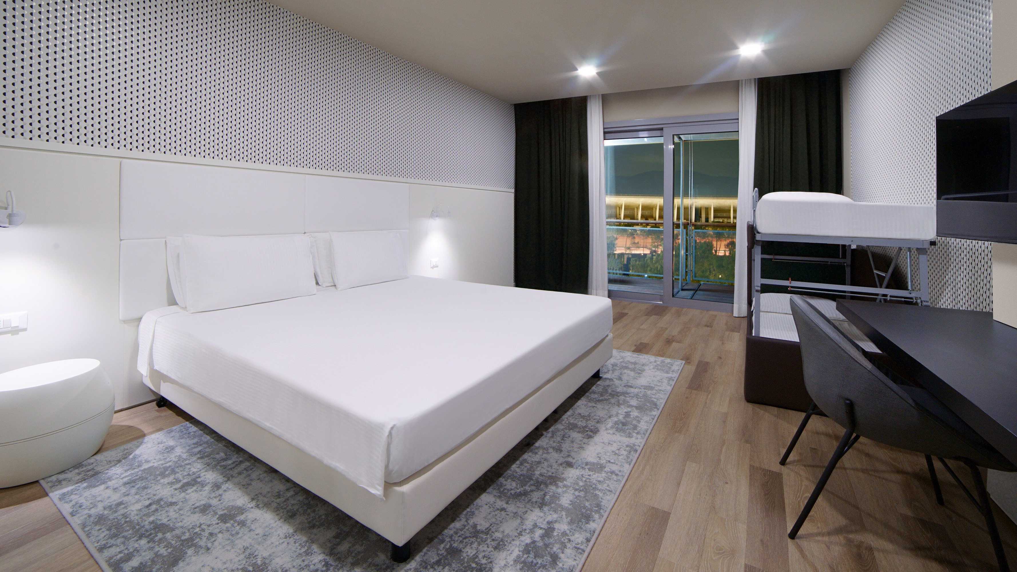 Gift card for Holiday Inn Nola - Naples Vulcano Buono by Ihg Gift card for Holiday Inn Nola - Naples Vulcano Buono by Ihg