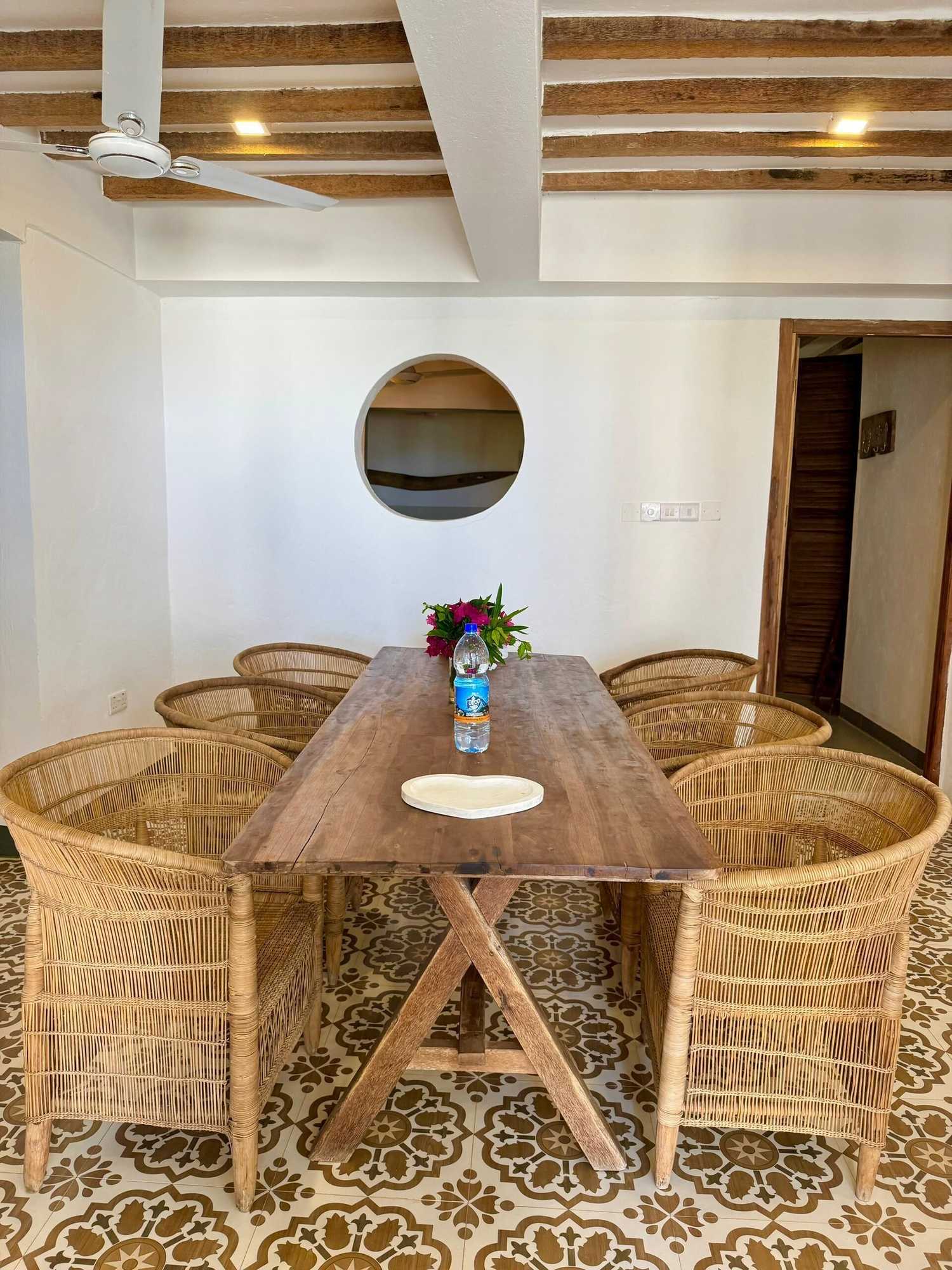 Gift card for La Villa de Victor Kigomani