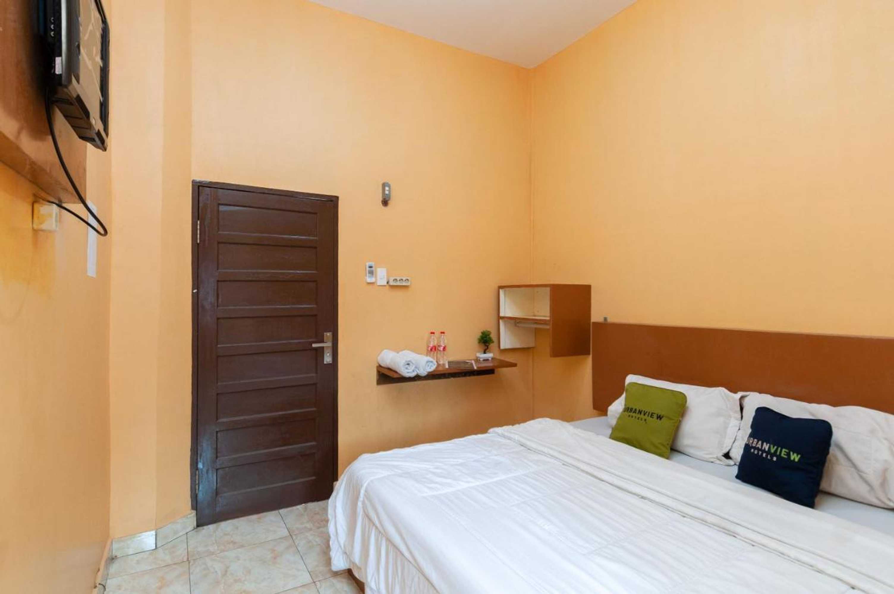 Gift card for Urbanview Hotel Nisura Homestay Medan by Reddoorz Gift card for Urbanview Hotel Nisura Homestay Medan by Reddoorz