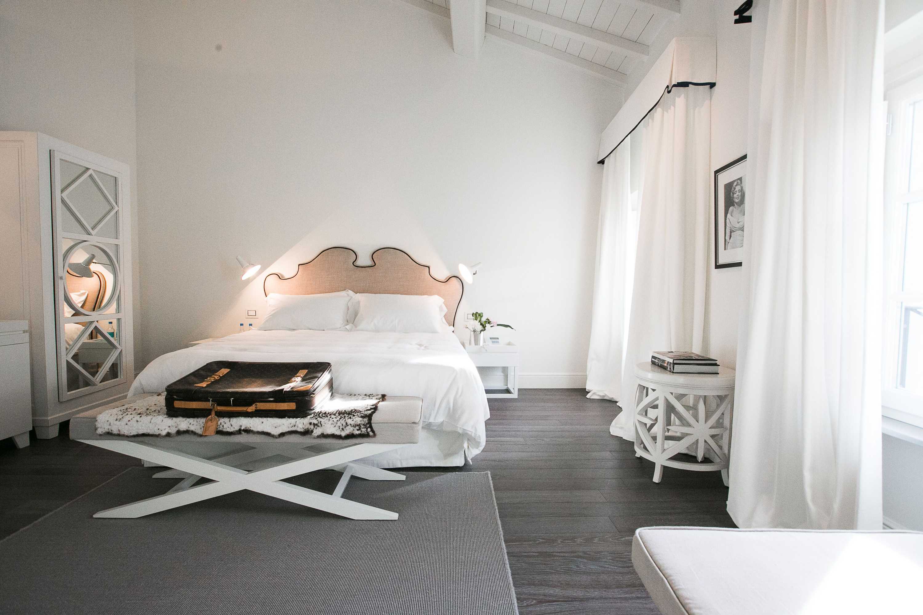 Gift card for Suite in Dimora Storica - Empoli Centro - Hall 5 Stelle Gift card for Suite in Dimora Storica - Empoli Centro - Hall 5 Stelle