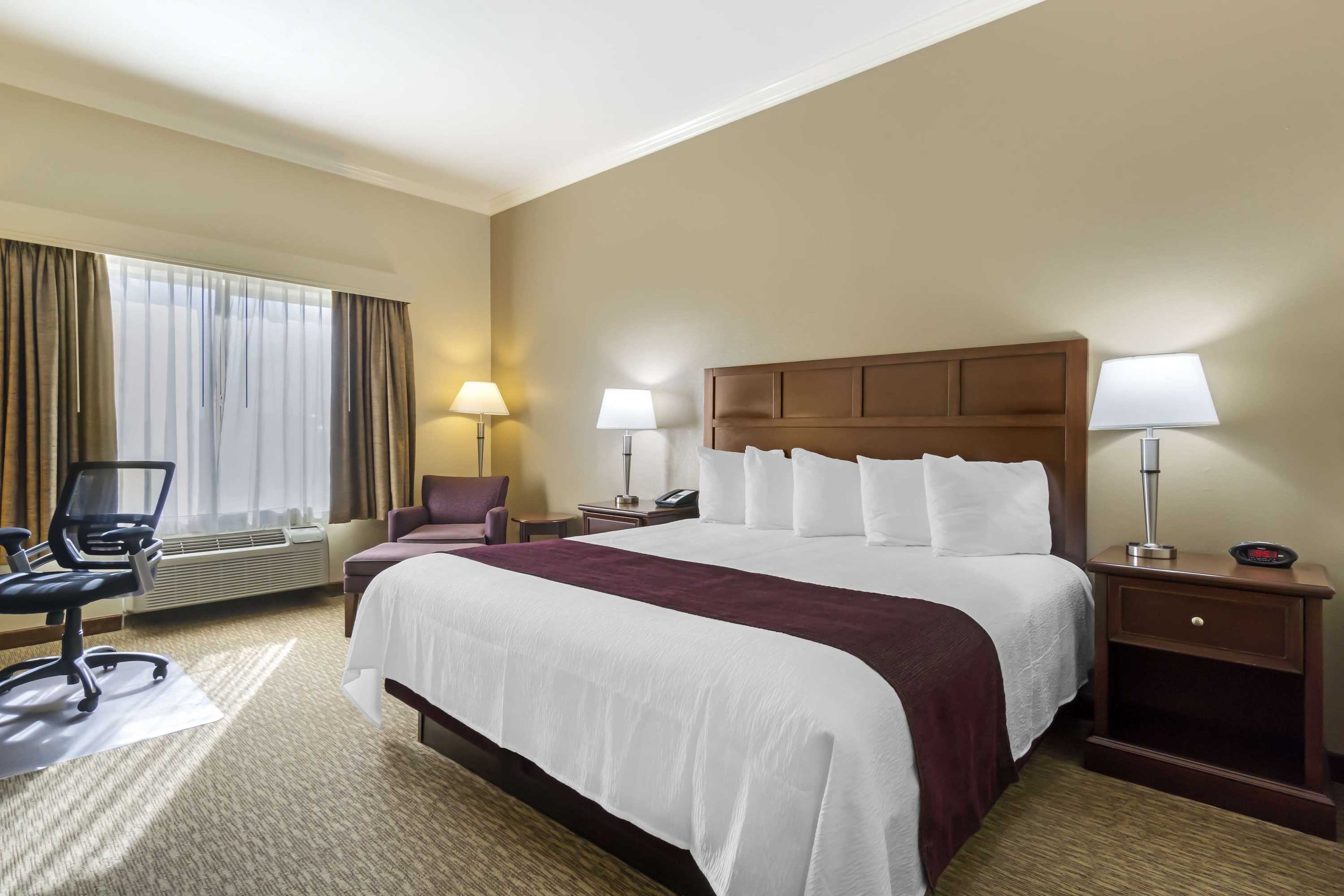 Gift card for Best Western Plus Grapevine Inn Gift card for Best Western Plus Grapevine Inn