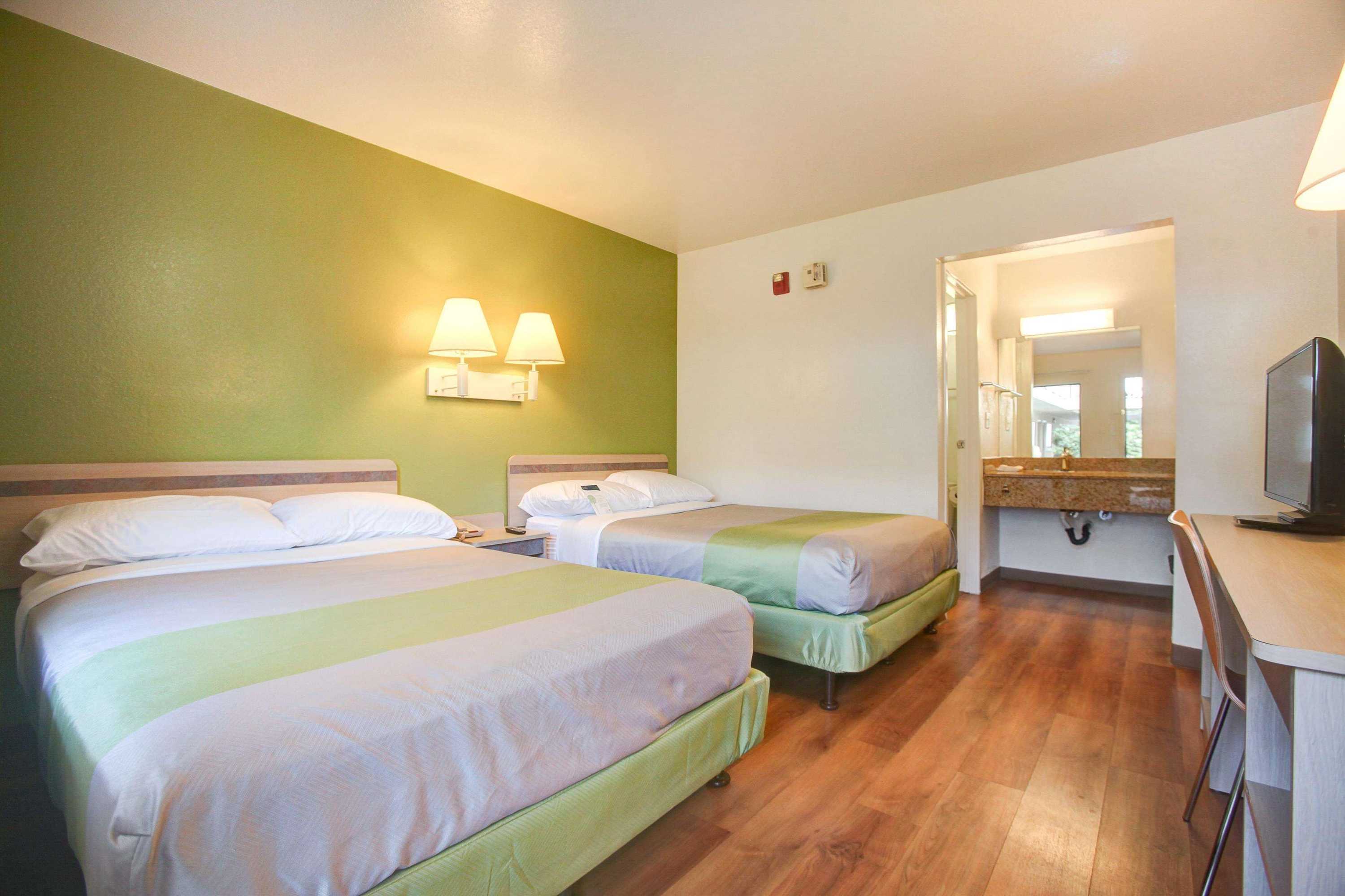 Gift card for Motel 6 Elkton, MD Gift card for Motel 6 Elkton, MD