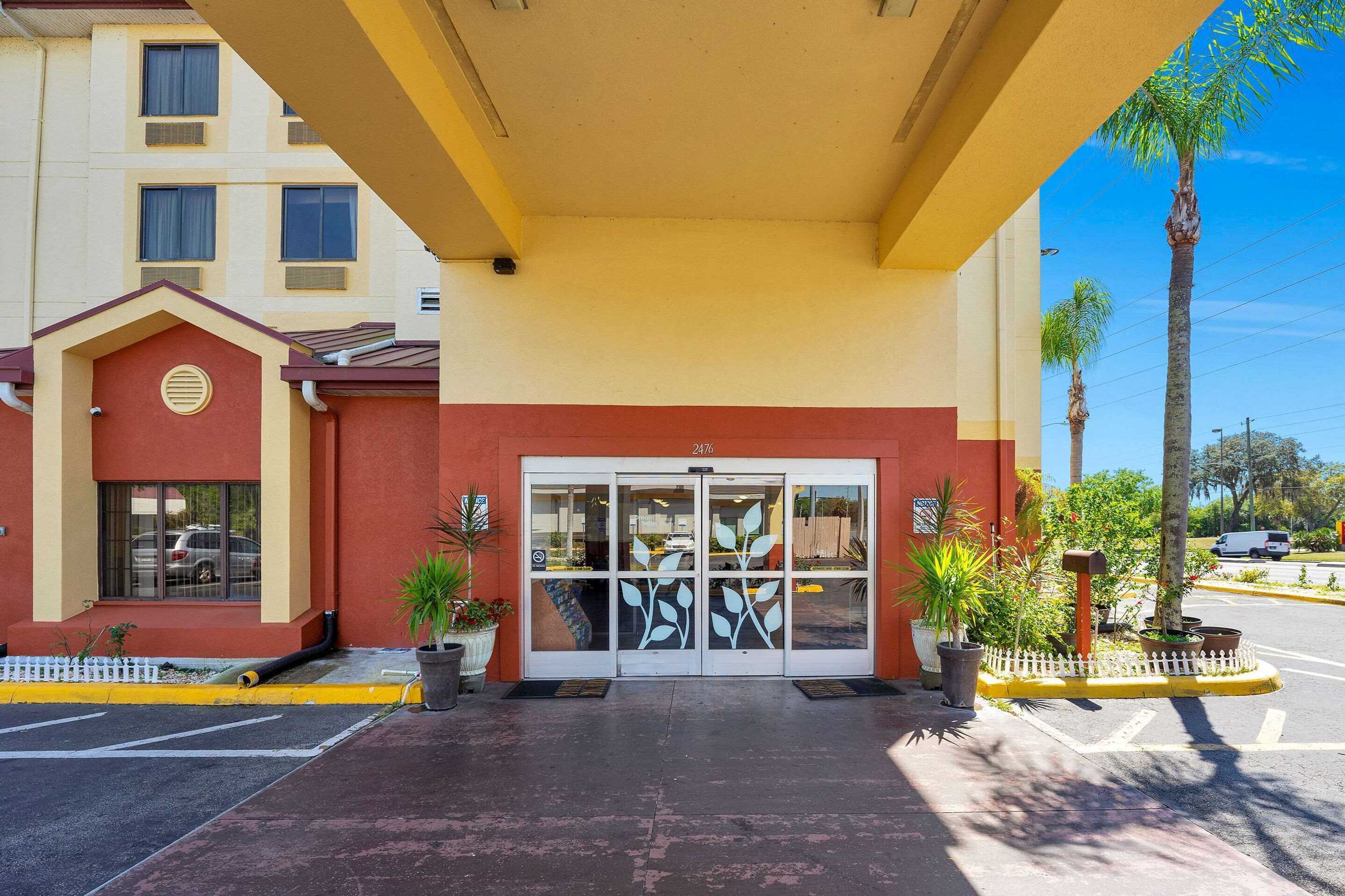 Gift card for Sleep Inn Leesburg Chain of Lakes Gift card for Sleep Inn Leesburg Chain of Lakes