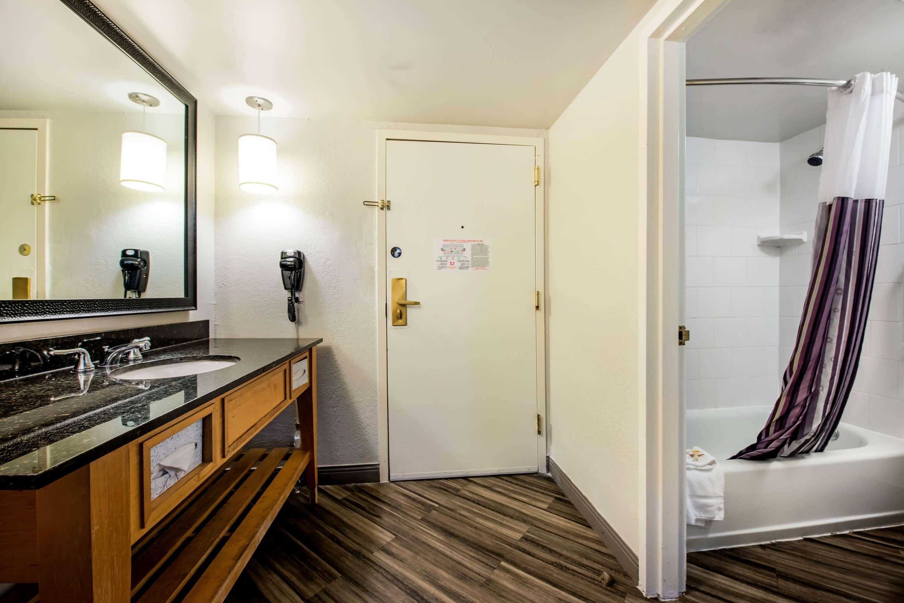 Gift card for La Quinta Inn & Suites by Wyndham Fort Lauderdale Tamarac Gift card for La Quinta Inn & Suites by Wyndham Fort Lauderdale Tamarac