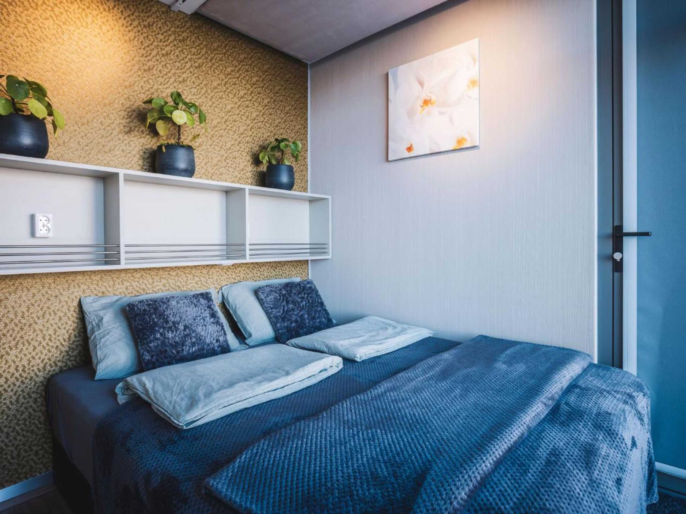 Gift card for Aquahome - NP de Biesbosch - Bijzonder Overnachten op Een Houseboat!