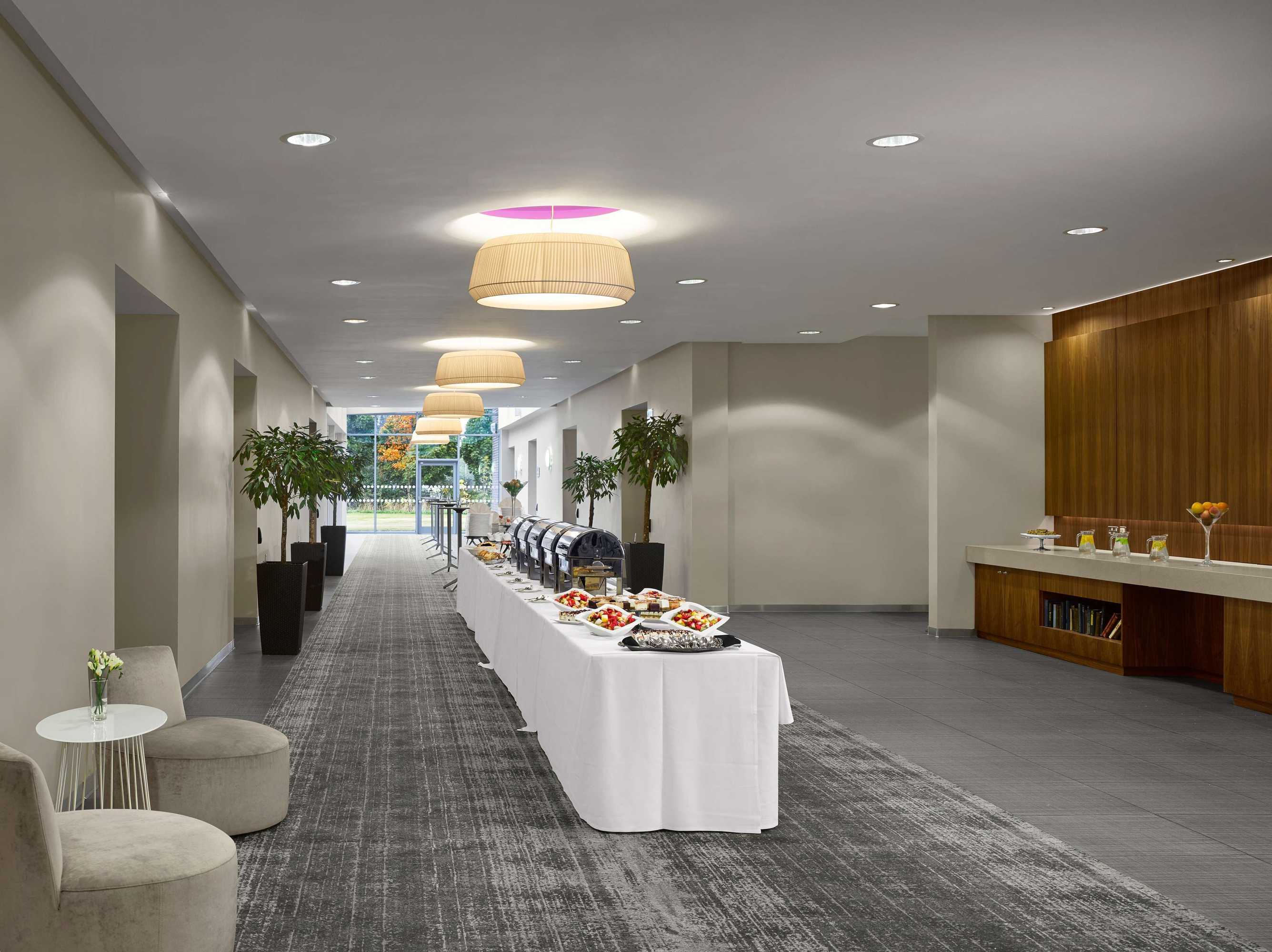Gift card for Radisson Blu Hotel East Midlands Airport Gift card for Radisson Blu Hotel East Midlands Airport