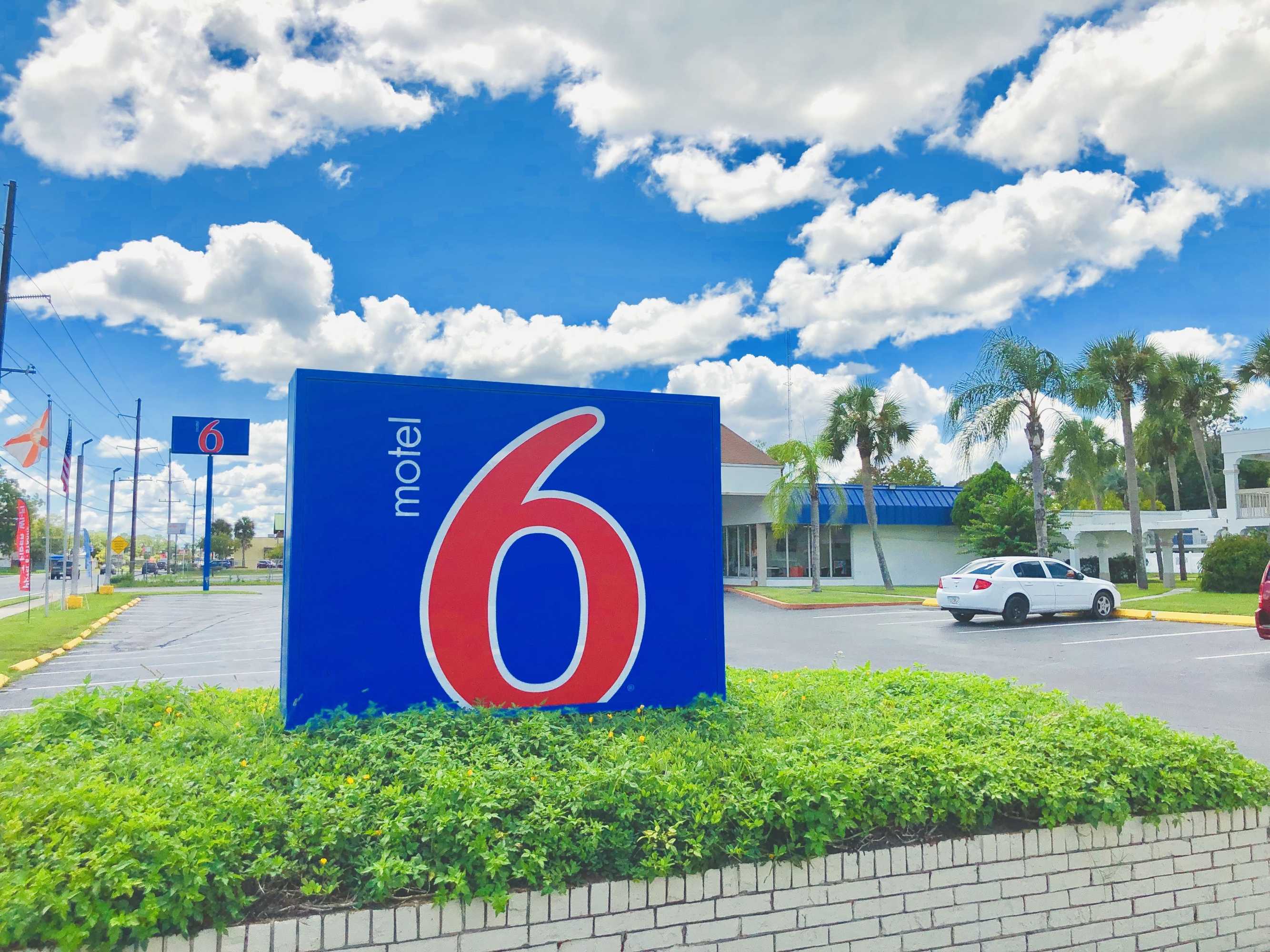 Gift card for Motel 6 Starke, FL Gift card for Motel 6 Starke, FL