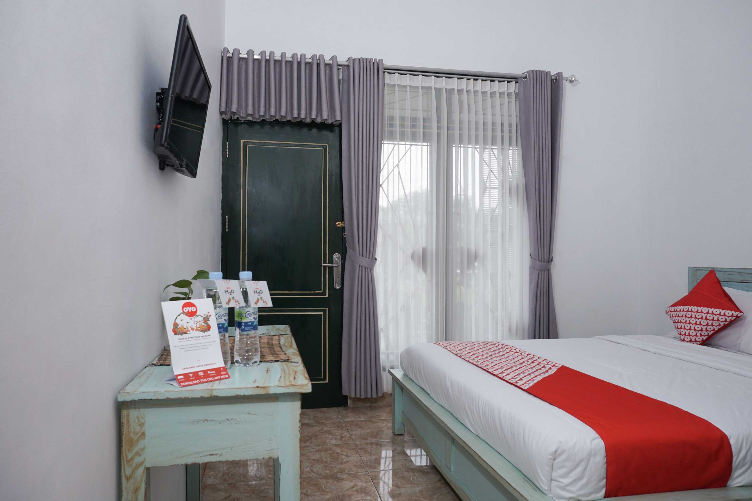 Gift card for Reddoorz at Griya Cemara Homestay Yogyakarta Gift card for Reddoorz at Griya Cemara Homestay Yogyakarta