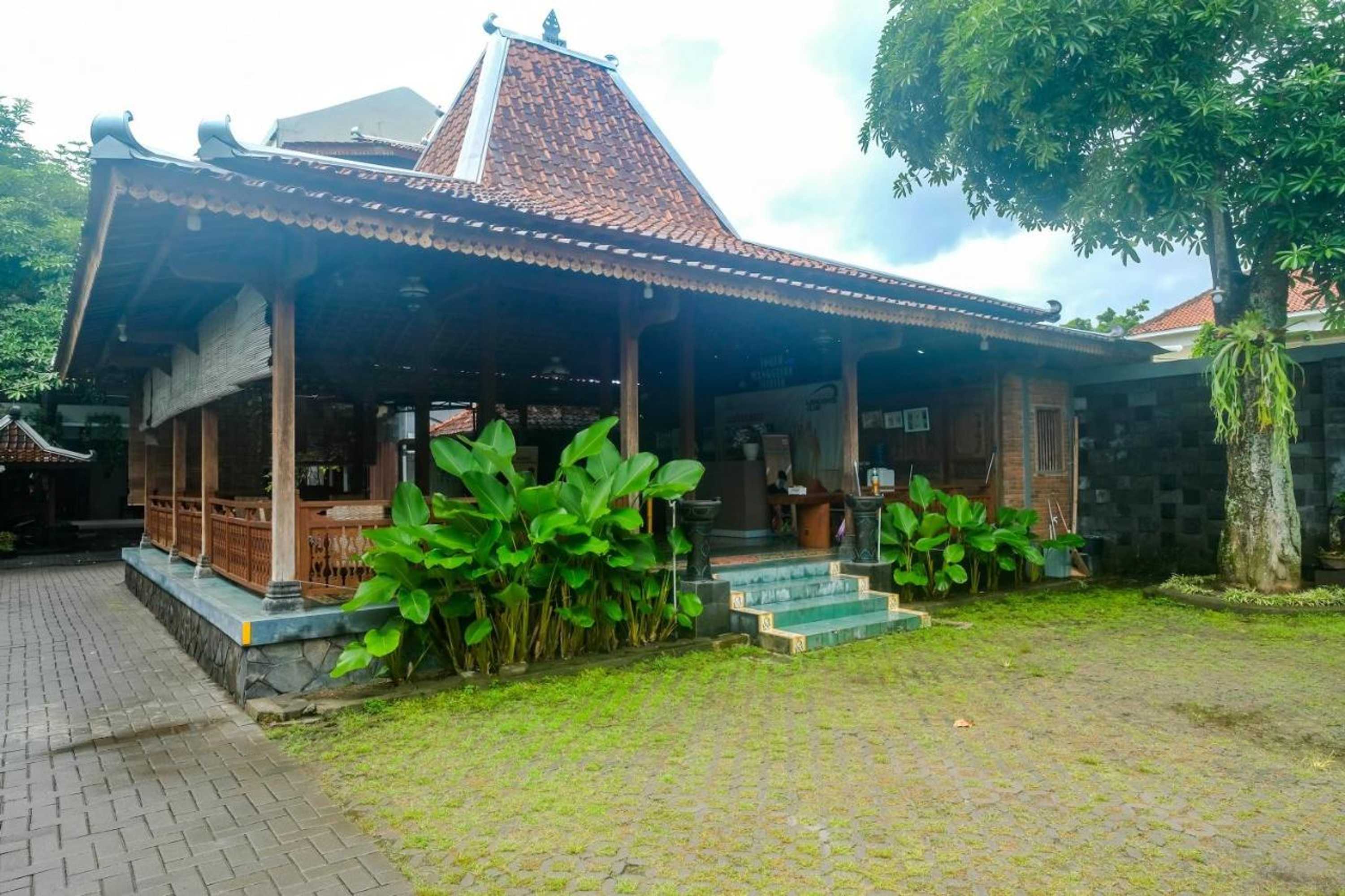 Gift card for Joglo Manggisan Syariah by Oyo Rooms Gift card for Joglo Manggisan Syariah by Oyo Rooms