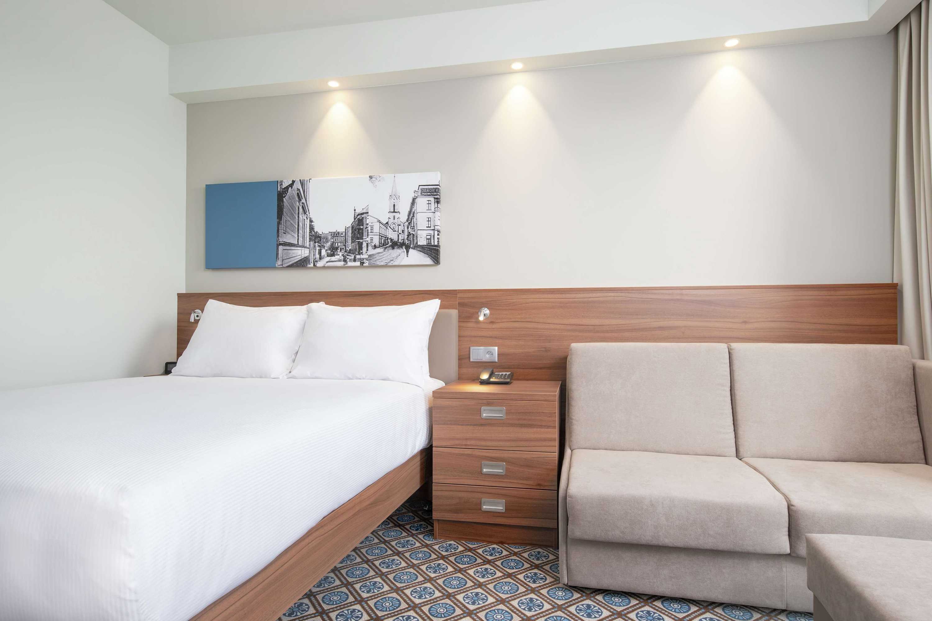 Gift card for Hampton by Hilton Oswiecim Gift card for Hampton by Hilton Oswiecim
